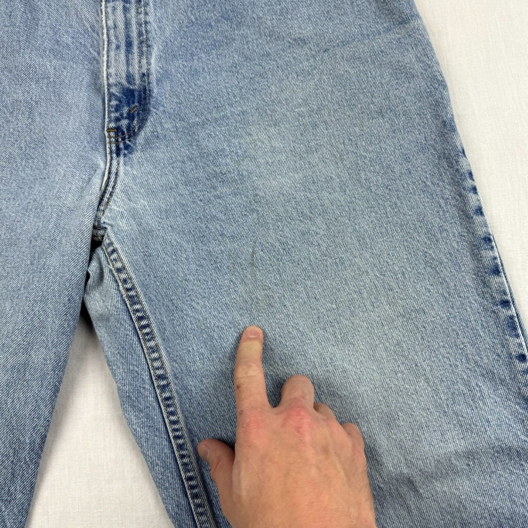 Levi's VINTAGE Levi's Jeans Men 38x30 Blue 90s Grunge Straight Pant Regular Inseam 30 Size US 38 / EU 54 - 4 Thumbnail