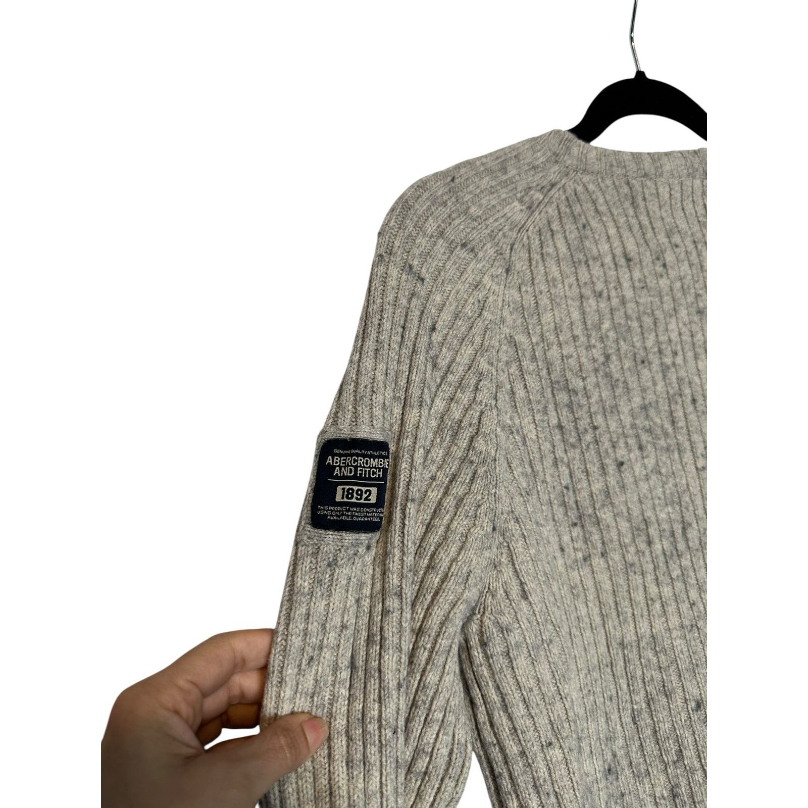 Abercrombie & Fitch Abercrombie & Fitch Long Sleeves Muscle Sweater size Medium Size US M / EU 48-50 / 2 - 5 Thumbnail