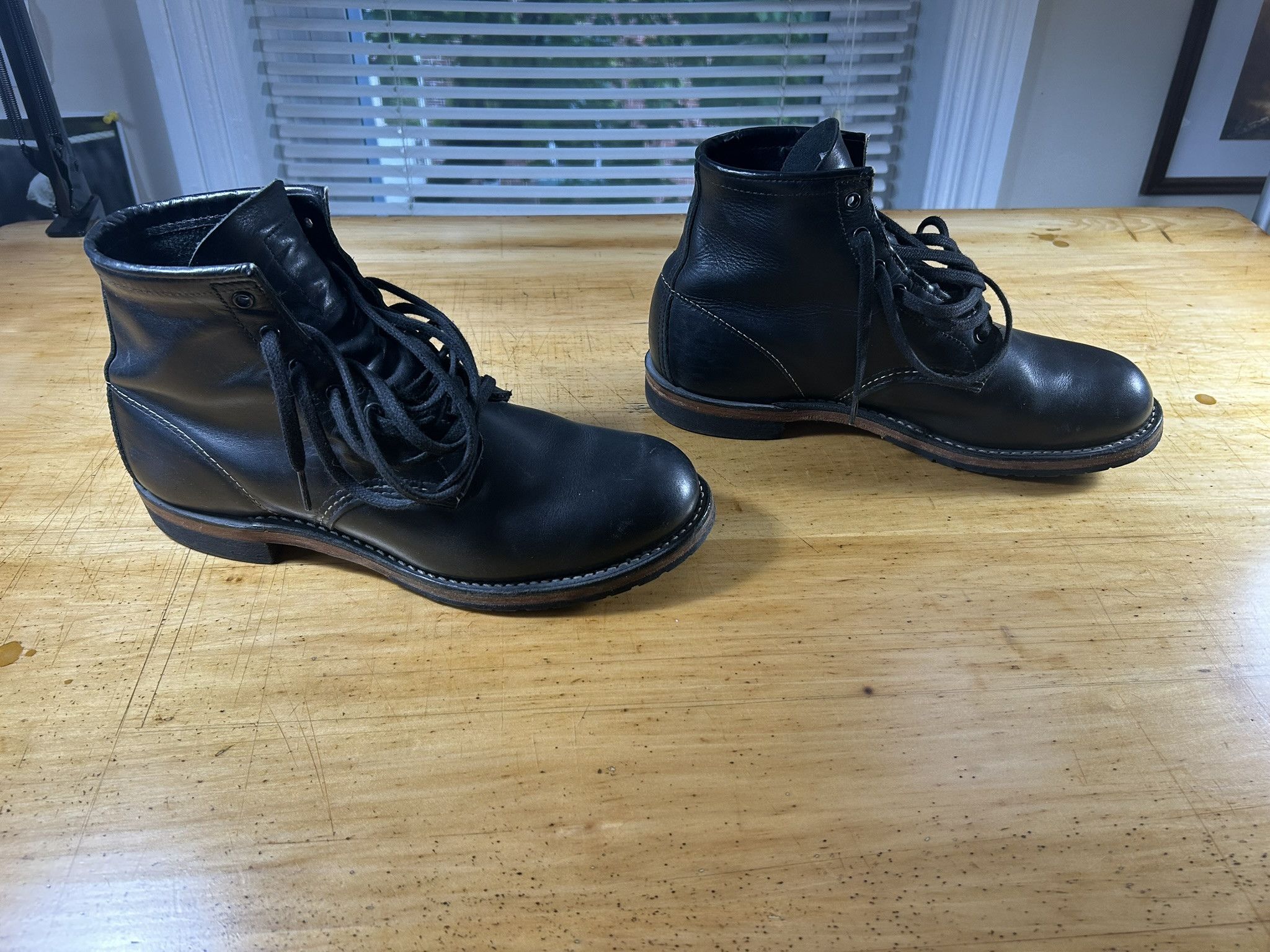 Red Wing Beckman in Black Leather, Style 9414 Size US 9 / EU 42 - 2 Thumbnail