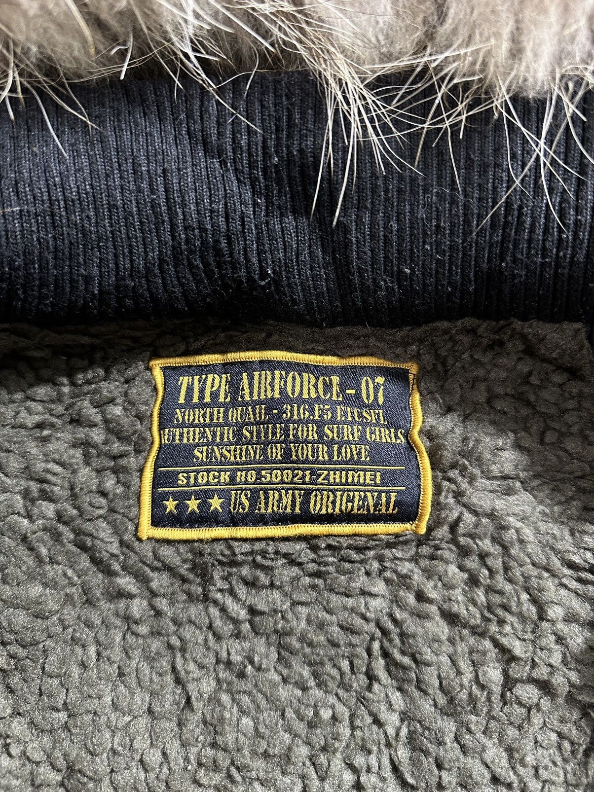 Le Grande Bleu (L.G.B.) TYPE AIRFORCE -07 FAUX FUR JACKET IF SIX WAS NINE LGB STYLE Size US L / EU 52-54 / 3 - 6 Thumbnail