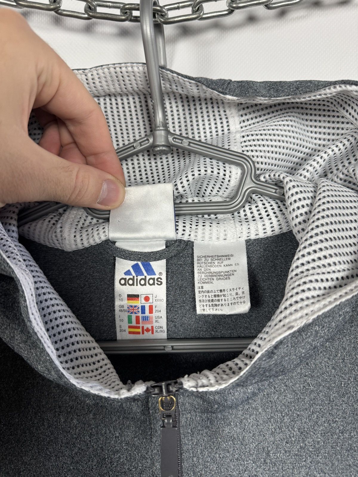 Adidas Adidas Vintage Zip Up Hooded Track Jacket Retro Logo 90s XL Size US XL / EU 56 / 4 - 12 Thumbnail