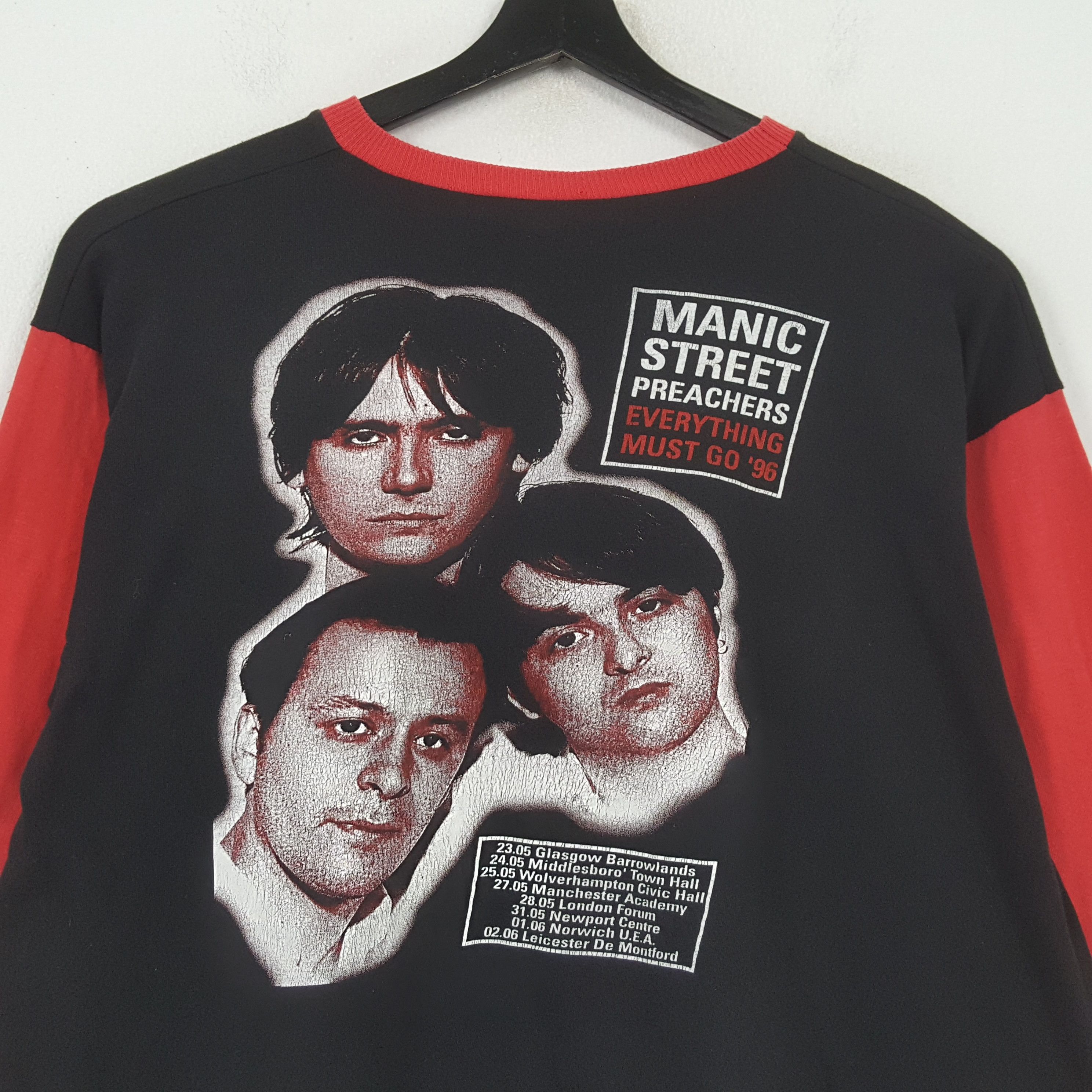 Vintage Manic Street Preachers Phototees Style Tshirt 32 Size US XL / EU 56 / 4 - 4 Thumbnail