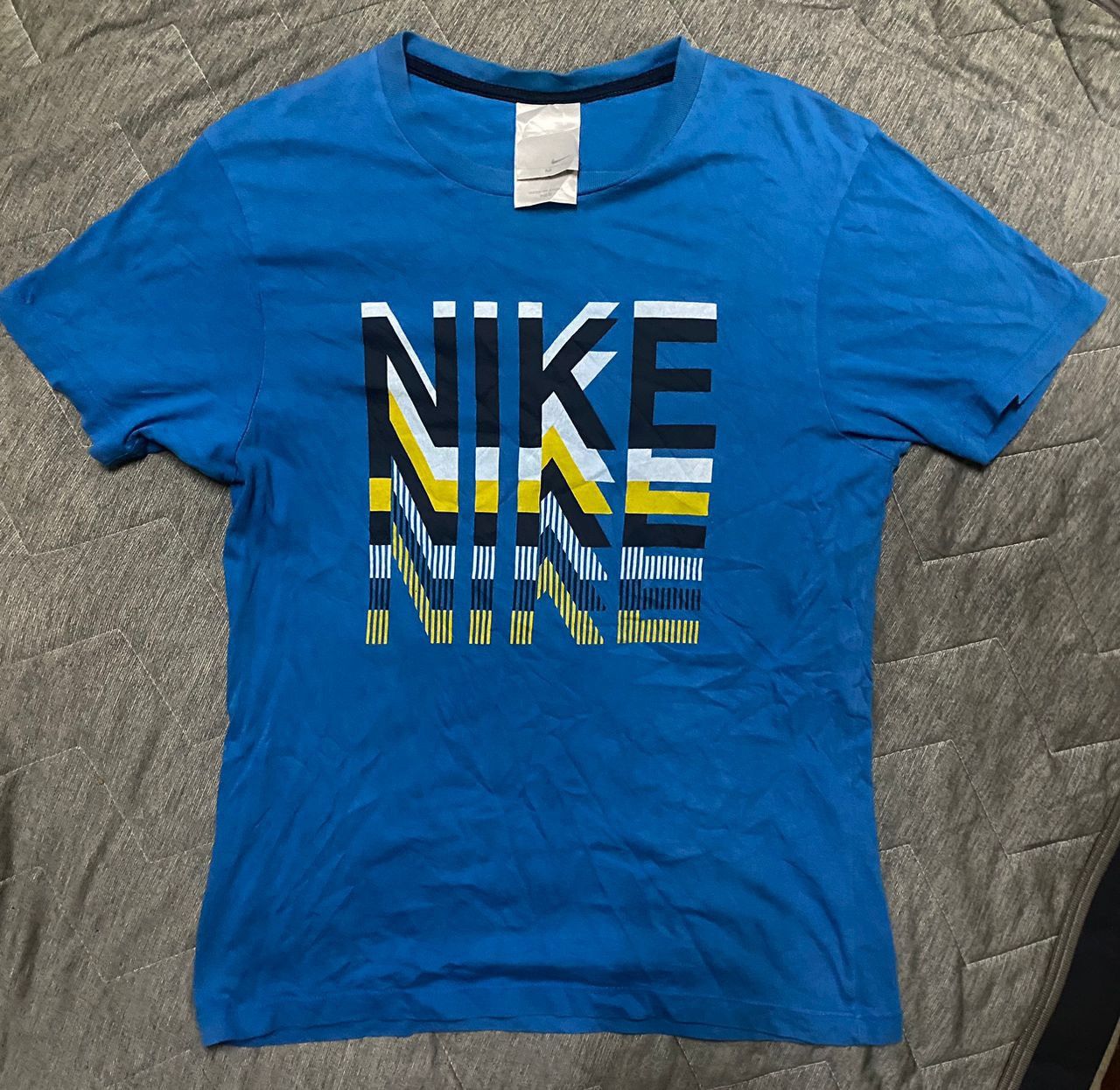 Nike Unisex🔥Nike block printed tshirt Size US S / EU 44-46 / 1 - 4 Thumbnail