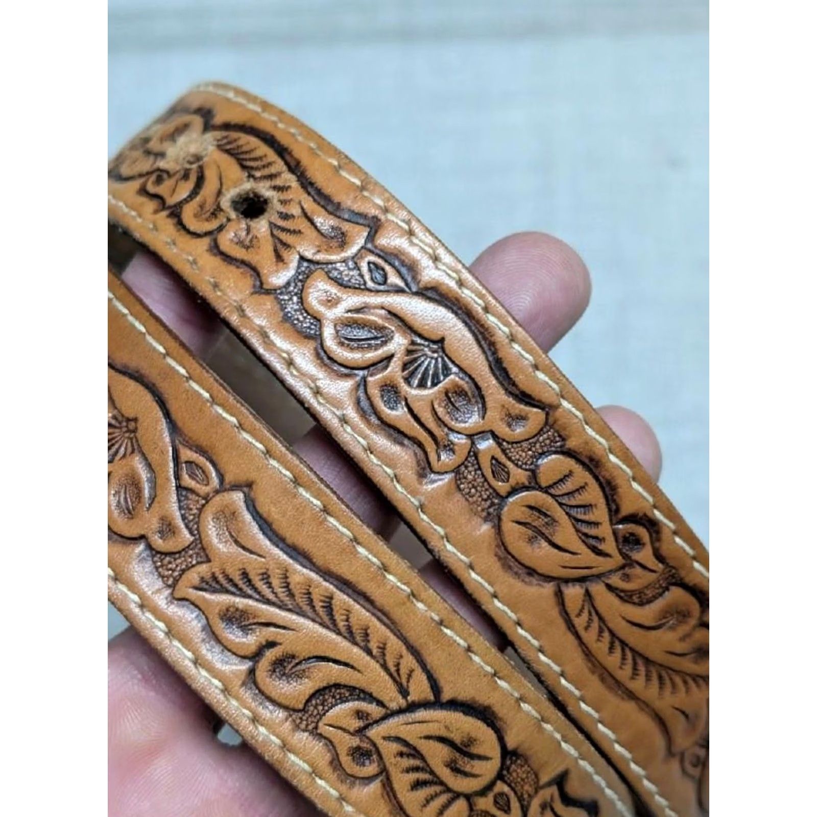Vintage VINTAGE western belt Belt Women 28 brown Tooled SANDY named buckle Western Belt Size ONE SIZE - 3 Thumbnail