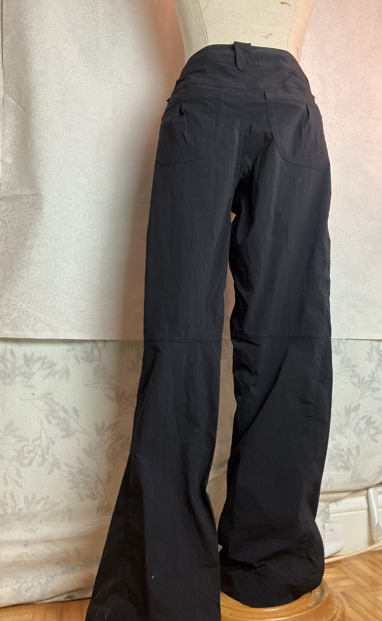 Arc'teryx Arc'Teryx Gamma Vintage Hiking and Rain Soft Shell Pants Size 30" / US 8 / IT 44 - 2 Thumbnail
