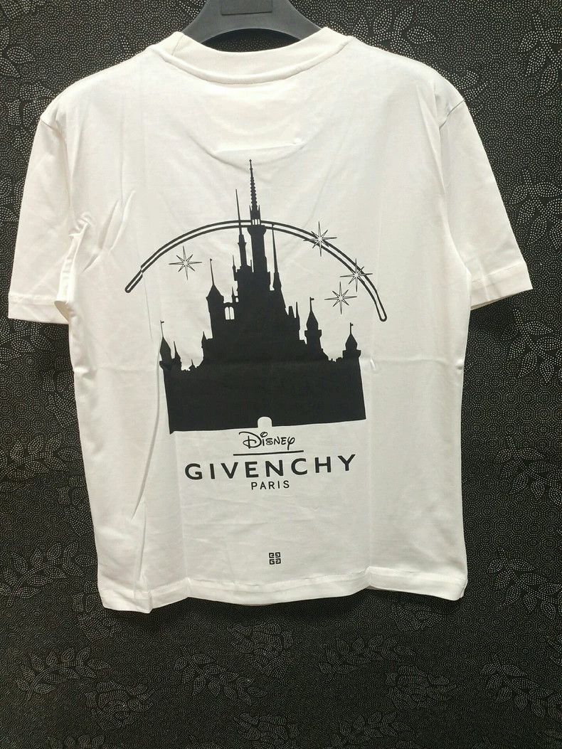 Givenchy Givenchy 2023 Model Summer Short Sleeve T-Shirt Size US S / EU 44-46 / 1 - 2 Thumbnail