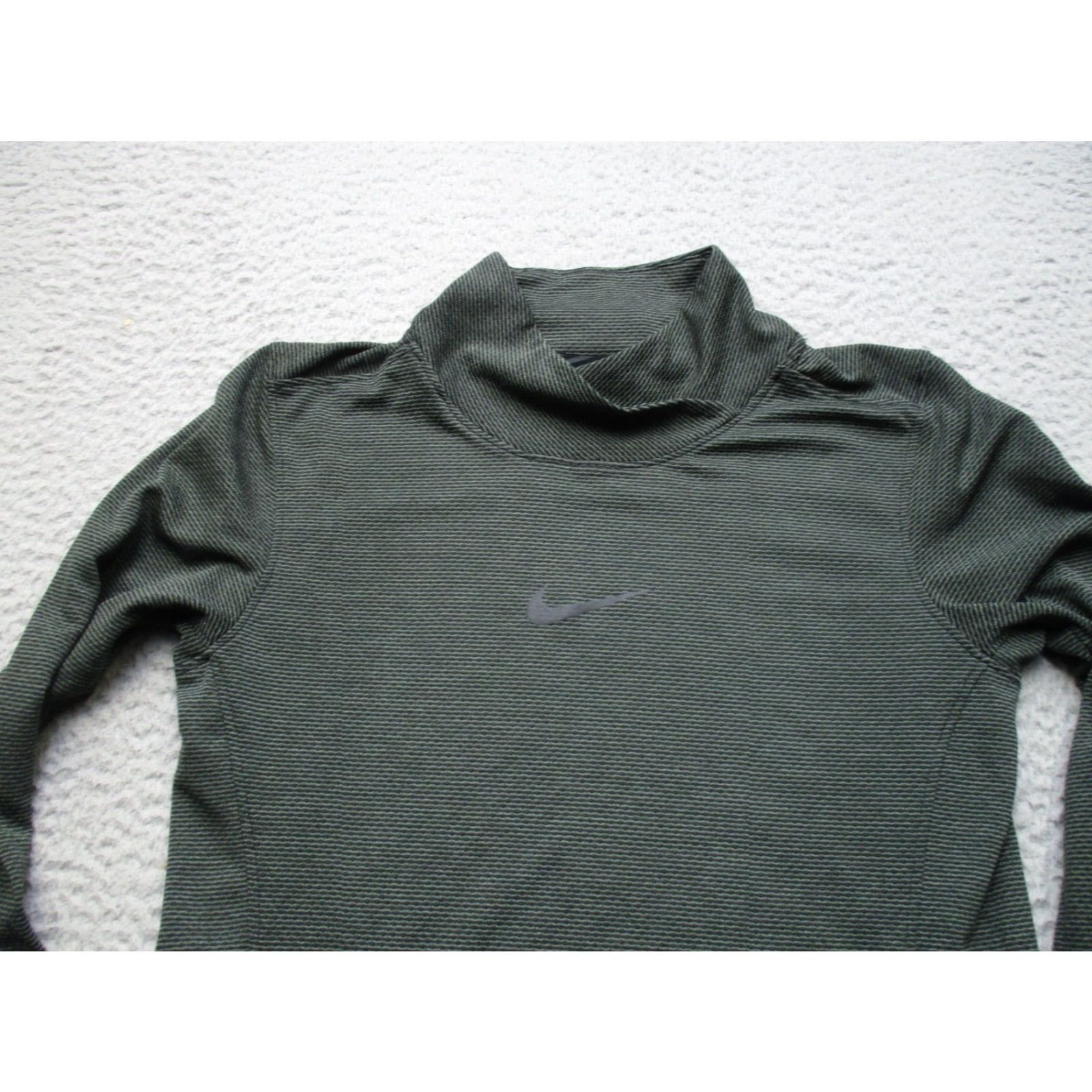 Nike Nike Aeroreact Shirt Womens S Green Long Sleeve Pullover Athletic Running Gym Size S / US 4 / IT 40 - 2 Thumbnail