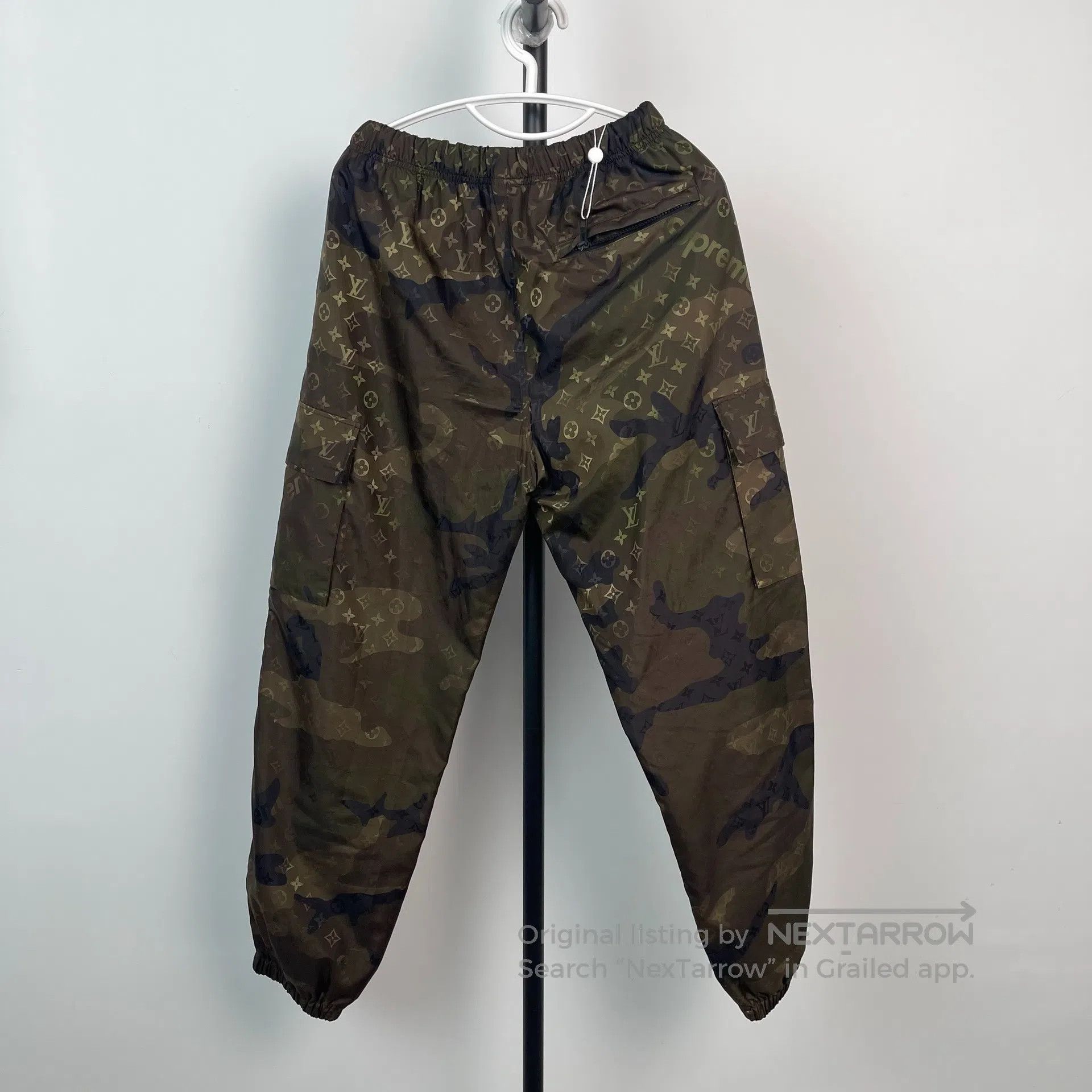 Louis Vuitton Louis Vuitton Camouflage Printed Logo Waterproof Pants Siz Size US 36 / EU 52 - 3 Thumbnail