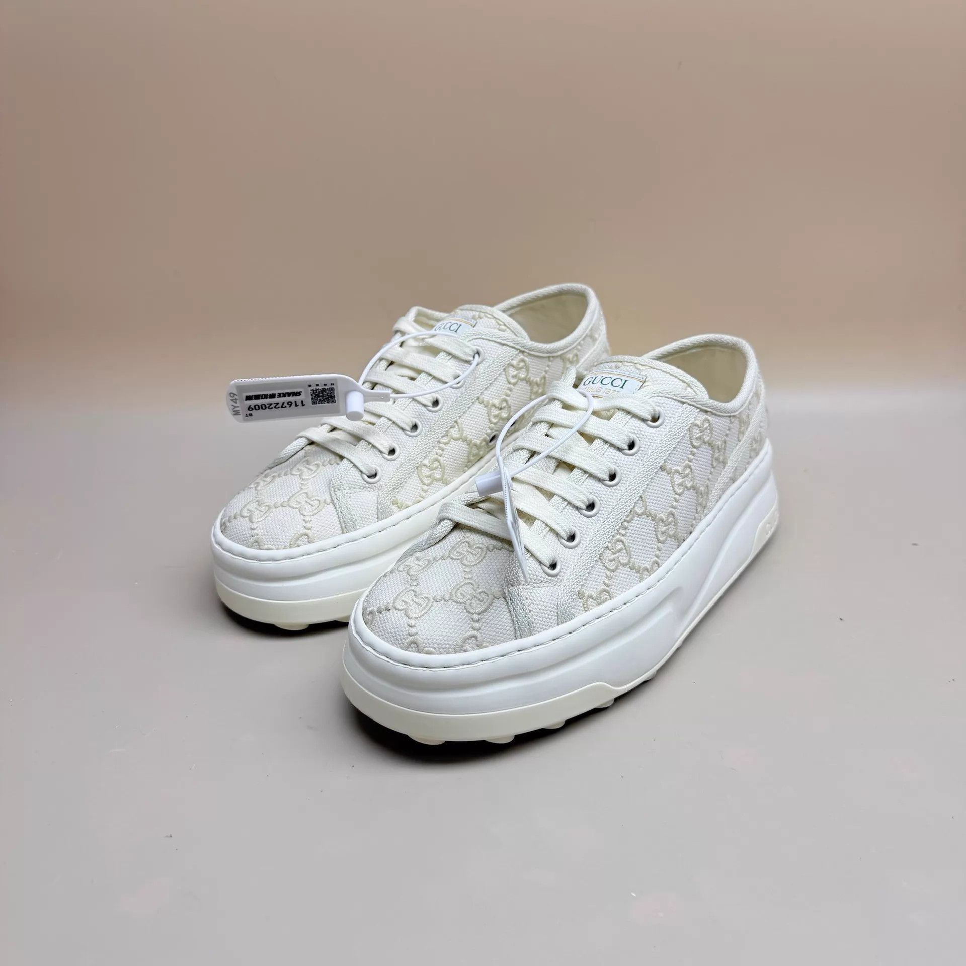 Gucci GUCCI Ivory White C Logo Platform Shoes 37 99 New Size US 6.5 / IT 36.5 - 1 Thumbnail