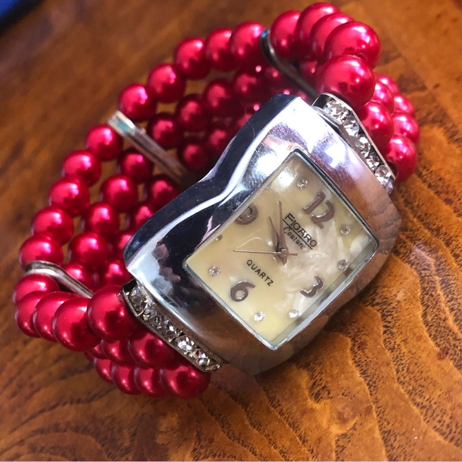 Jewelry Figaro Couture red Pearl watch and bracelet set in box Size ONE SIZE - 7 Thumbnail