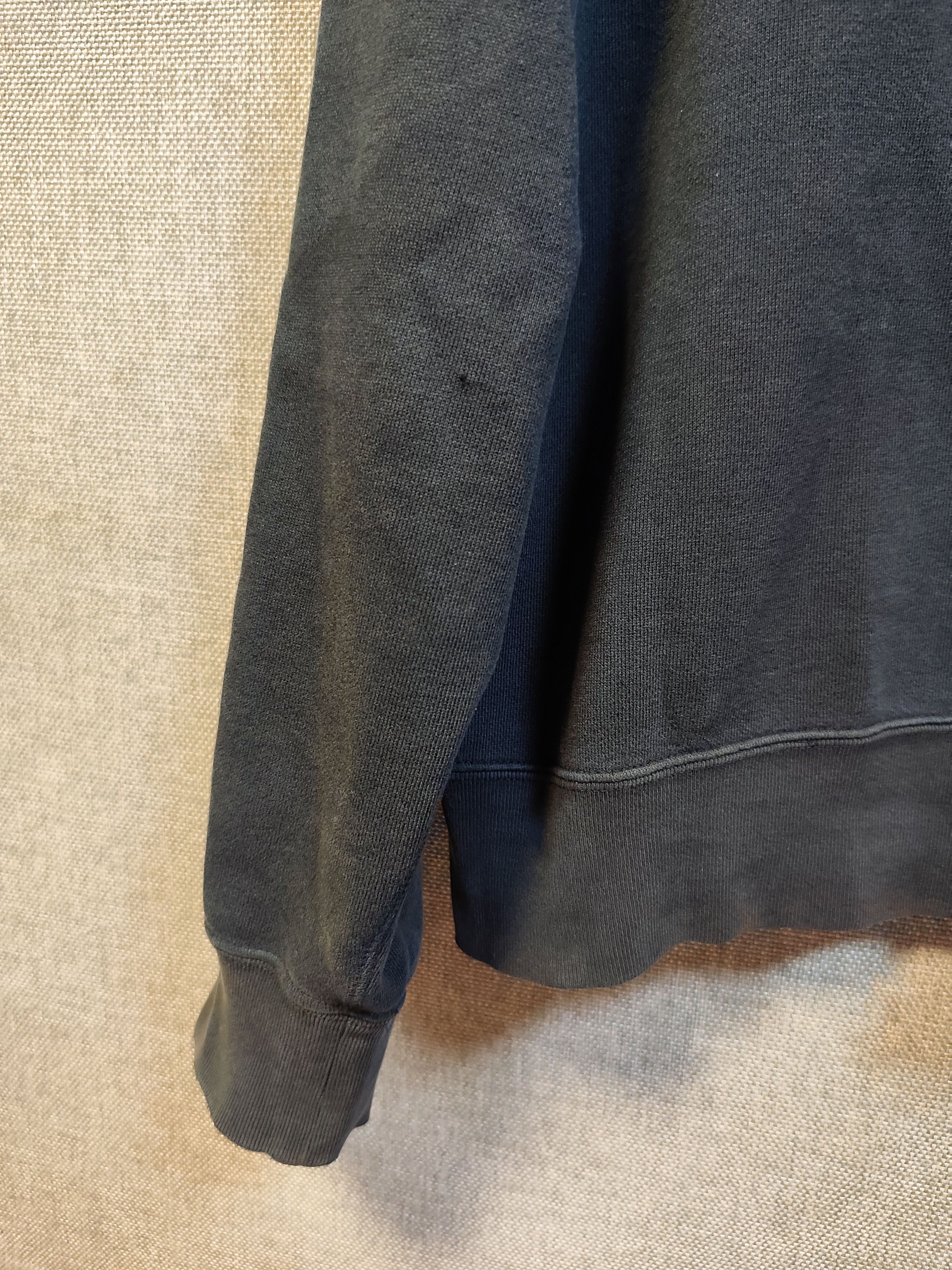 Bape × Kaws 2005 Bape x Kaws Crewneck Size US M / EU 48-50 / 2 - 10 Thumbnail