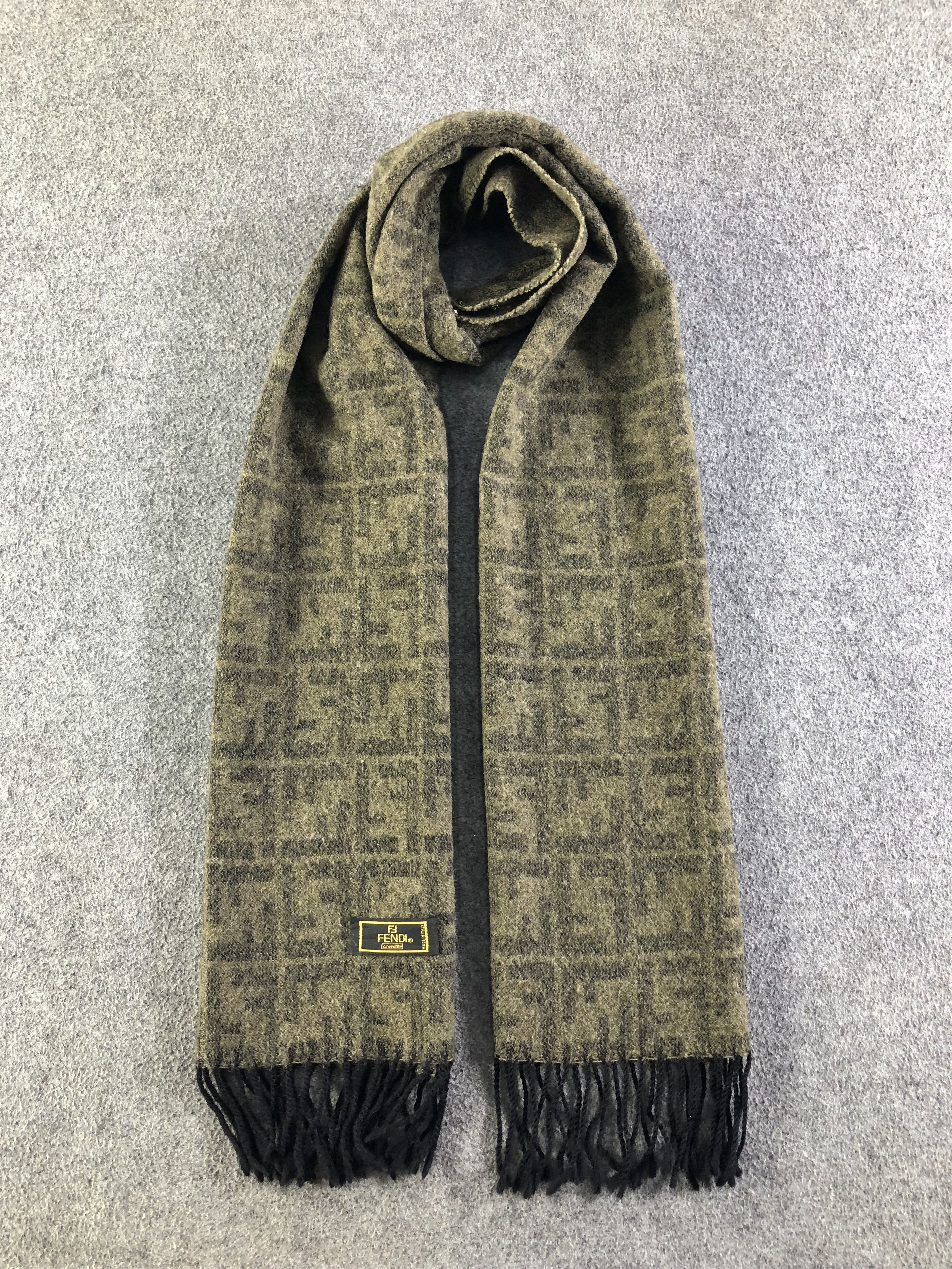Vintage Fendi Monogram FF Scarf / Muffler / Neckwear SS1353 Size ONE SIZE - 1 Thumbnail