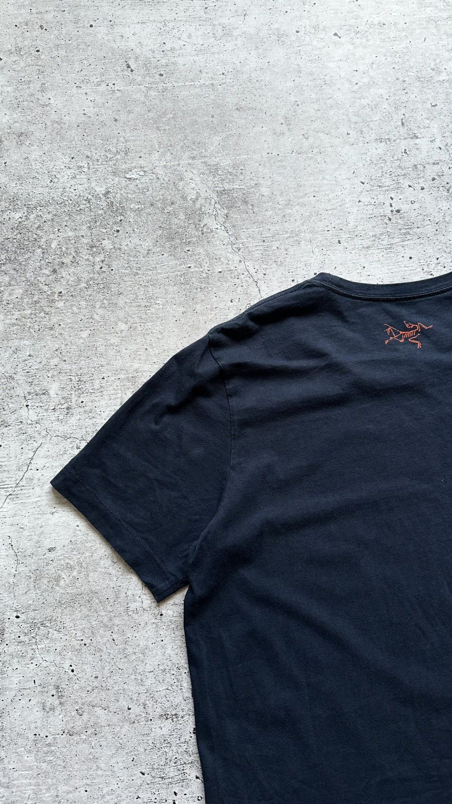 Arc'teryx Vintage Arcteryx Logo Gorpcore T Shirt Size US M / EU 48-50 / 2 - 14 Thumbnail