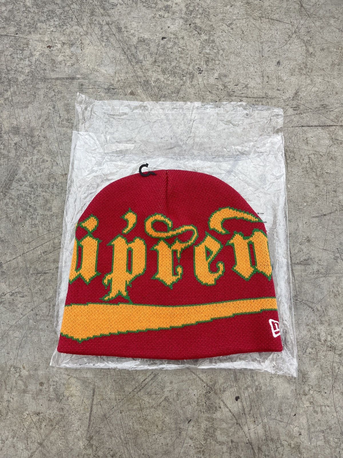 Supreme Supreme New Era Accent Logo Beanie Size ONE SIZE - 1 Thumbnail