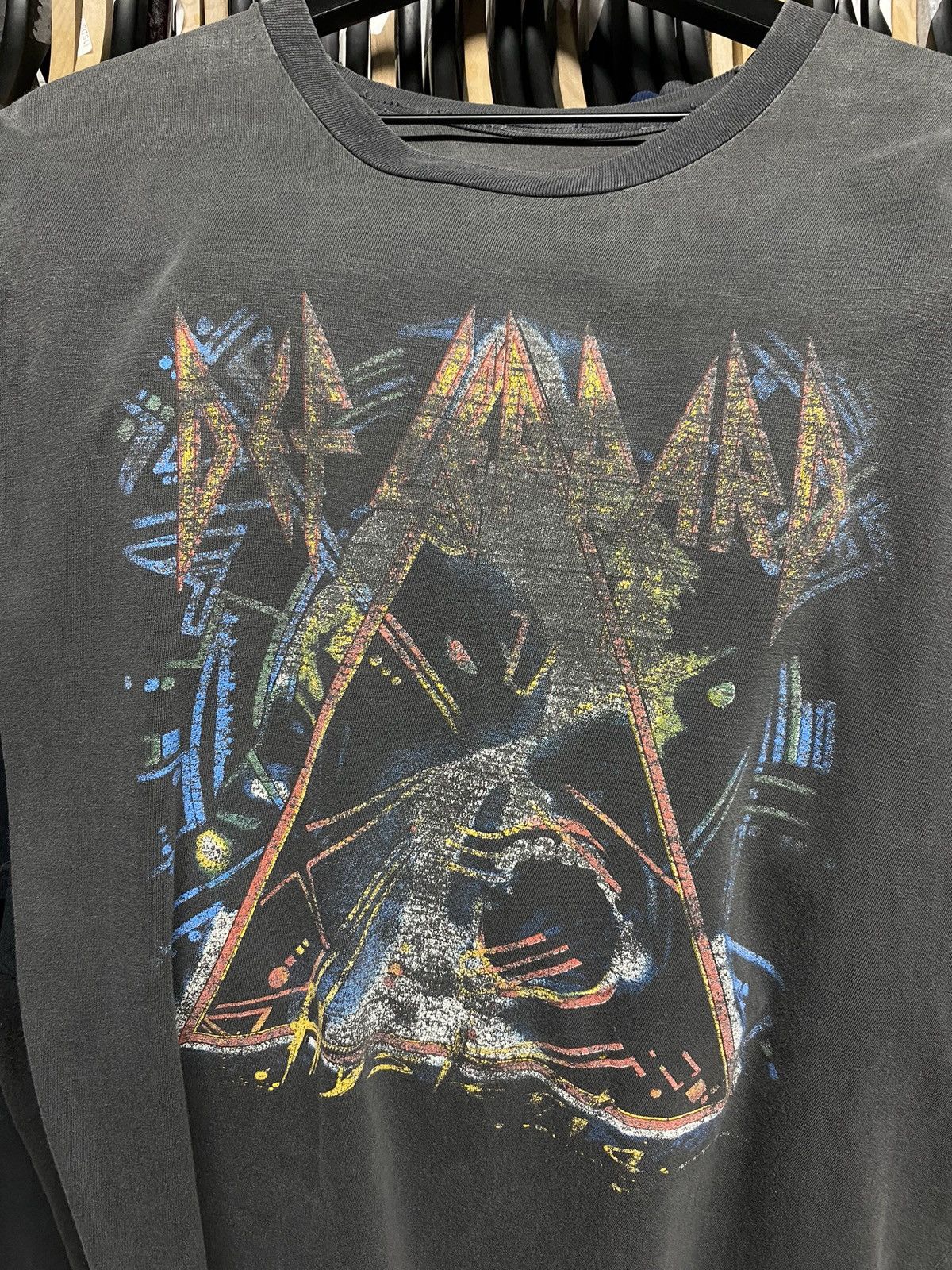 Band Tees Vintage 90’s Def Leppard Band Tee Shirt Large Size US L / EU 52-54 / 3 - 8 Thumbnail