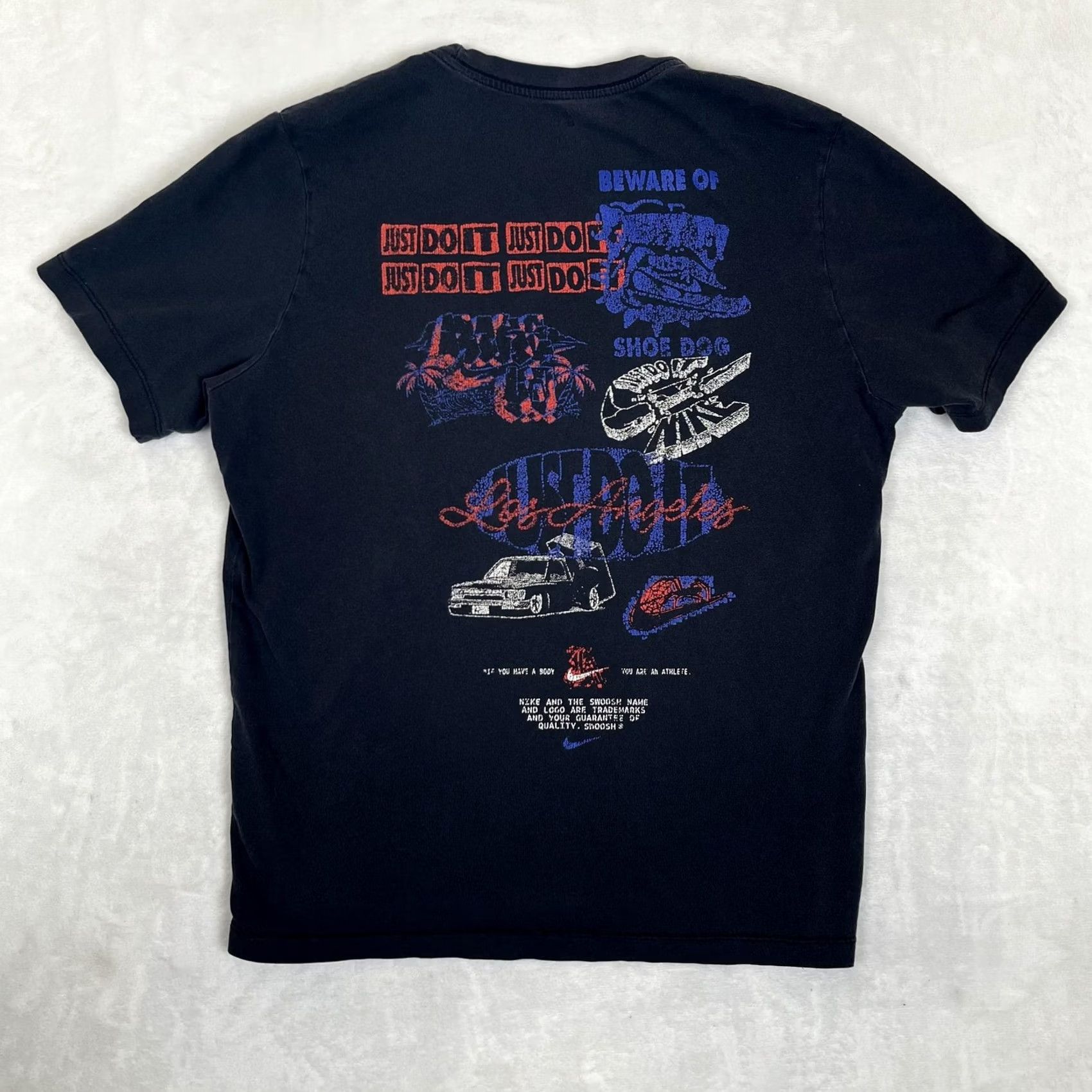 Nike Nike Los Angeles Just Do It T-Shirt Mens L Black Shoe Dog Graffiti Shirt Size US L / EU 52-54 / 3 - 2 Thumbnail