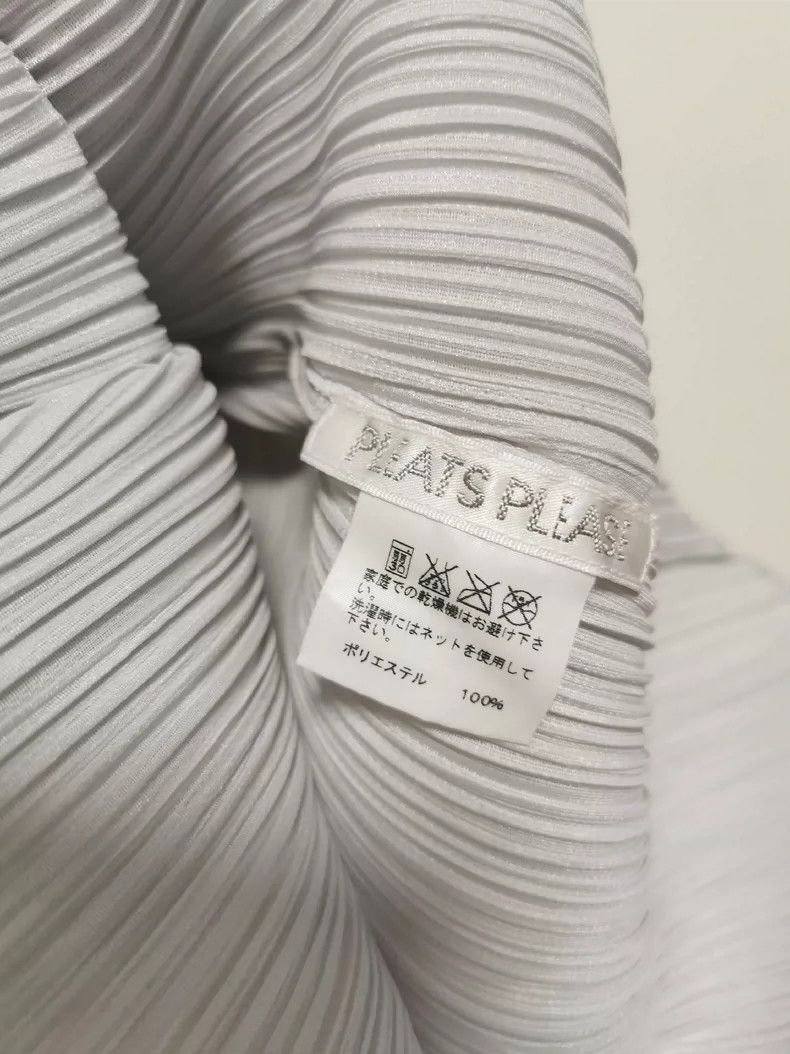 Issey Miyake issey miyake size:one size High-necked long-sleeved top 25 Size XXS / US 00 / IT 34 - 4 Thumbnail