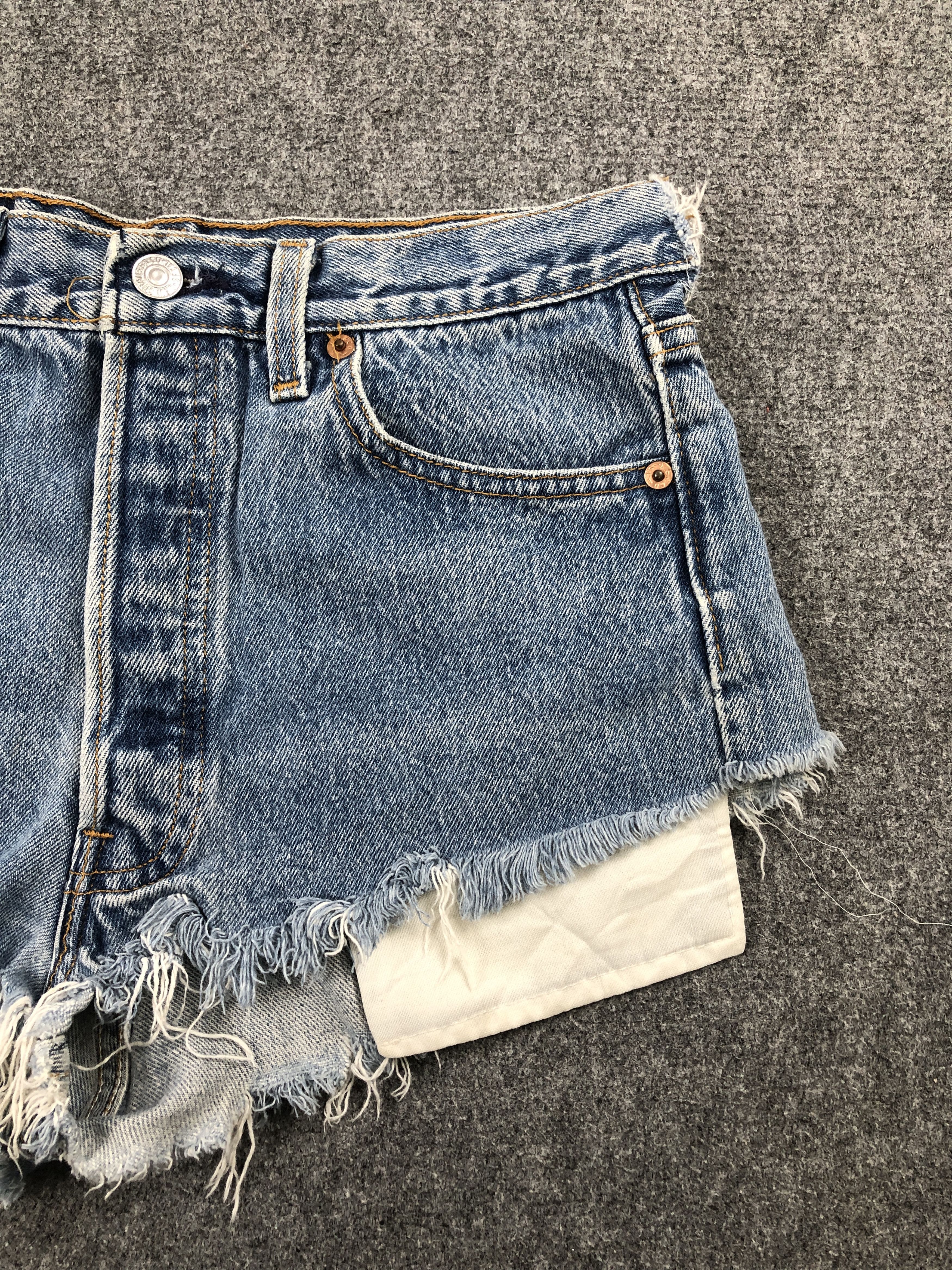 Levi's Vintage Levis 501 Cropped Jeans DP2415 Size US 30 / EU 46 - 2 Thumbnail