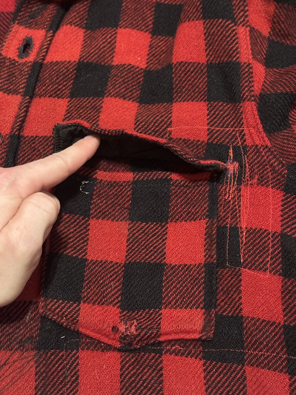 Woolrich Woolen Mills Vintage 40s Woolrich Cat Eye XL Patchwork Distressed Flannel Size US XL / EU 56 / 4 - 12 Thumbnail