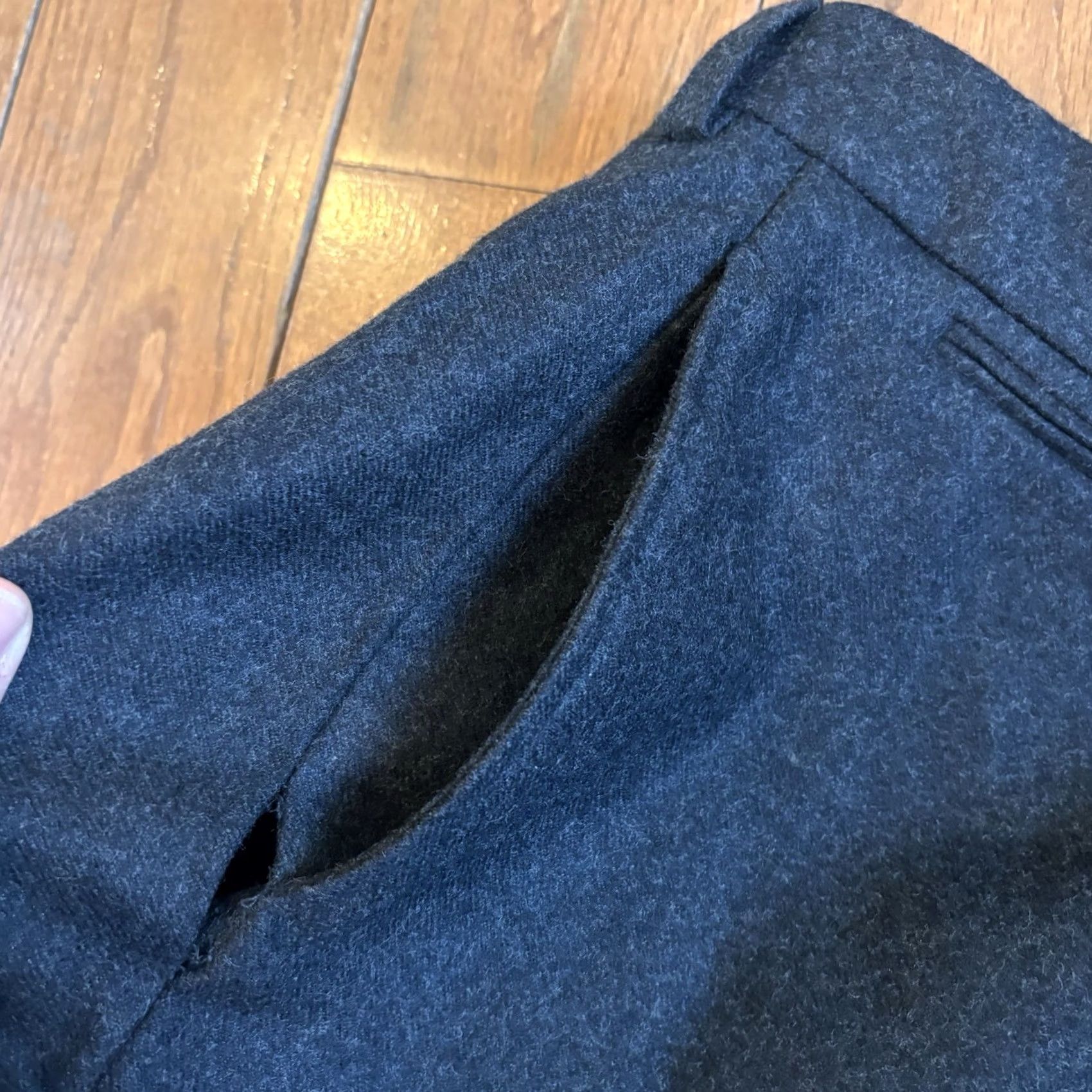 J.Crew Mens J.CREW Dress Pants 100% Wool Flat Front Dark Gray 35x30 Wool Pants Mens Regular Size US 35 - 5 Thumbnail