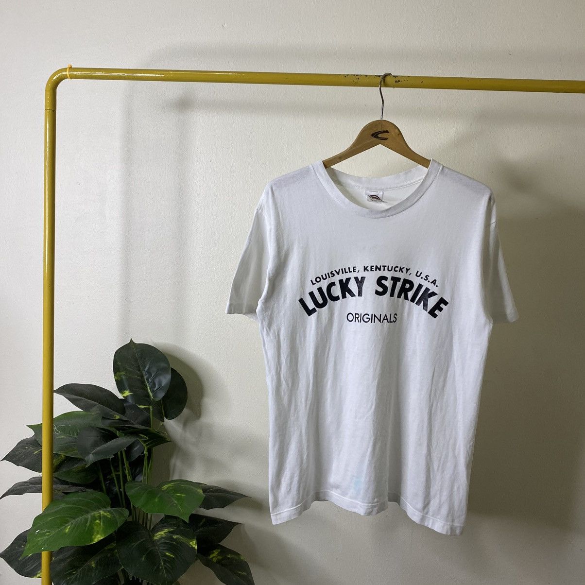 Vintage Vintage 1990s Lucky Strike Racing Promo T Shirt Made in USA Size US M / EU 48-50 / 2 - 1 Thumbnail