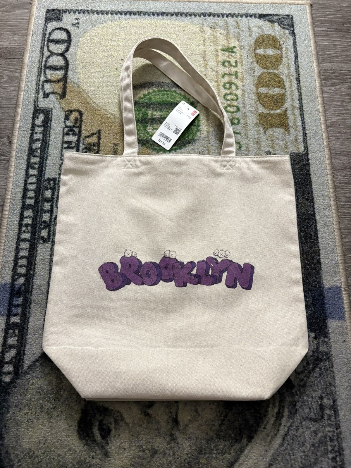 Kaws × Uniqlo KAWS Uniqlo Williamsburg Brooklyn Opening Exclusive Tote Bag Size ONE SIZE - 1 Thumbnail