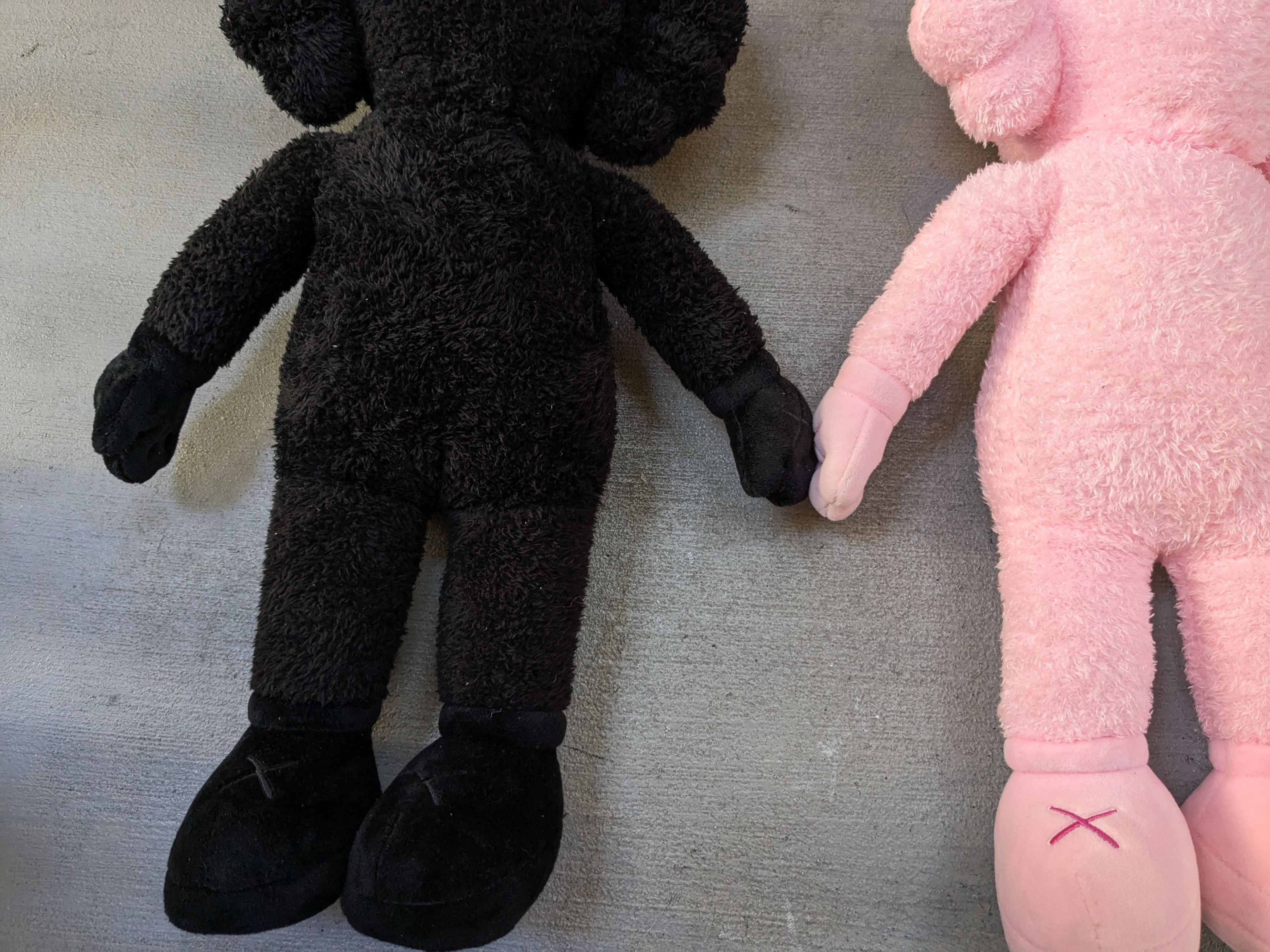 Kaws Kaws BFF Plush Pink Black Limited Edition 18" Size ONE SIZE - 6 Thumbnail