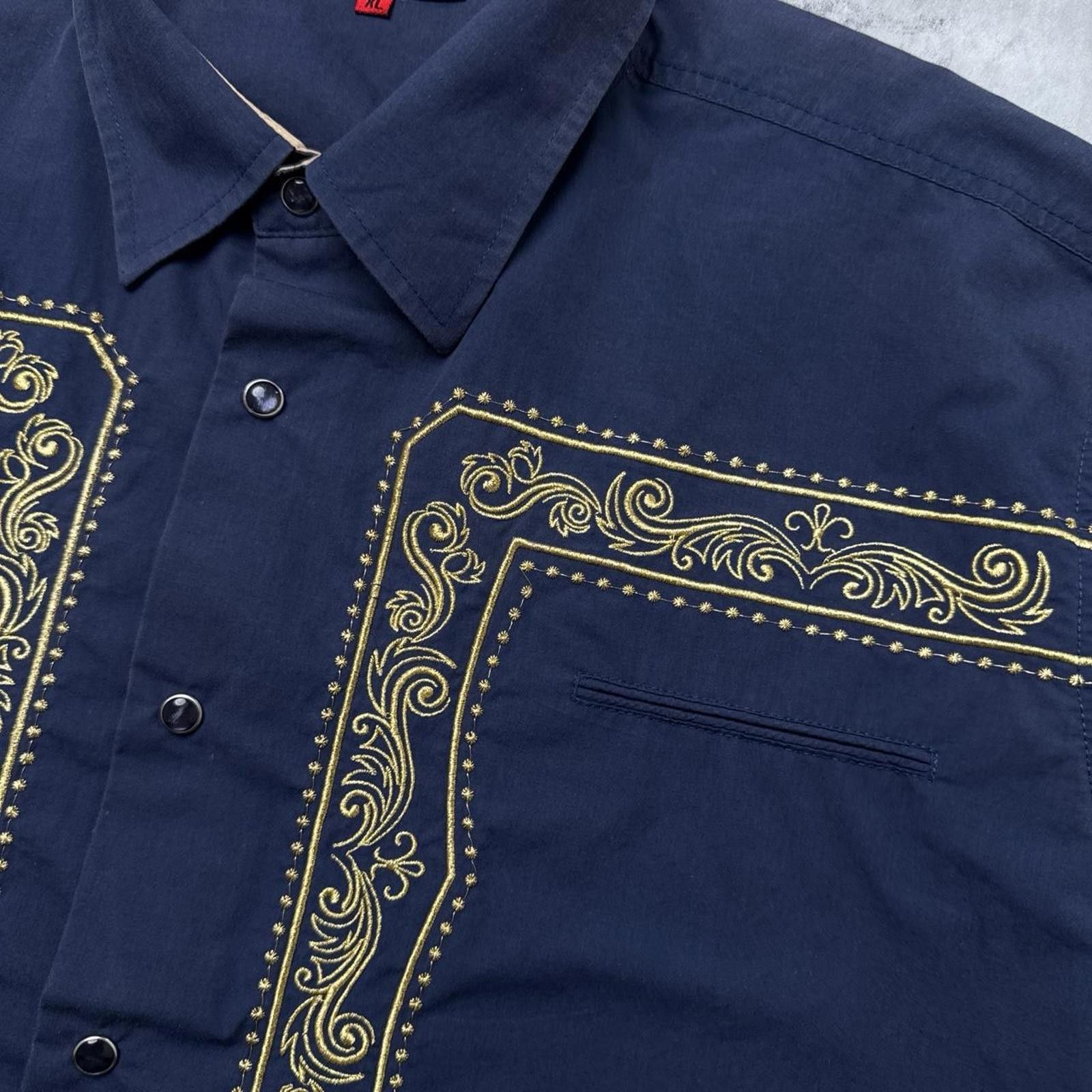 Affliction Y2K Patroncito 00s Blue Button Up Embroidered Shirt Size US XL / EU 56 / 4 - 8 Thumbnail