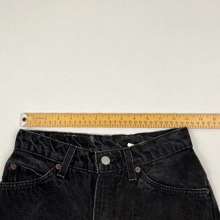 Levi's VTG Levi's Jeans Womens Slim Tapered 912 26 W26 L30 Dark Denim Black 90s Orange Tab Distressed 5-Pocket Mens? No gender specified—Women Size 26" / US 2 / IT 38 - 6 Thumbnail