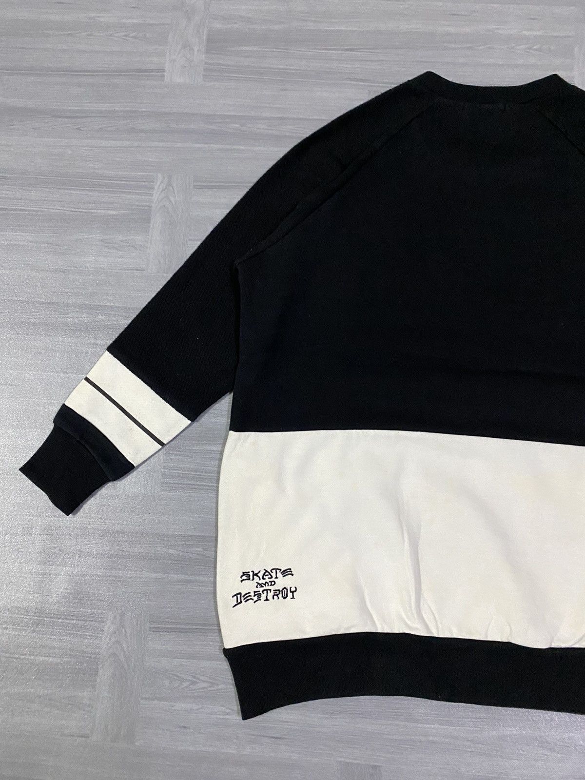 Thrasher Jouetie X Thrasher Sweatshirt Size US L / EU 52-54 / 3 - 18 Thumbnail