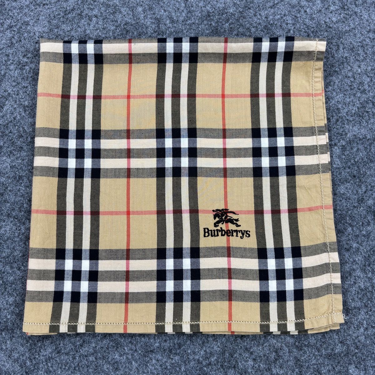 Burberry × Vintage Handkerchief # E026 # Bandana # Neckerchief Size ONE SIZE - 6 Thumbnail