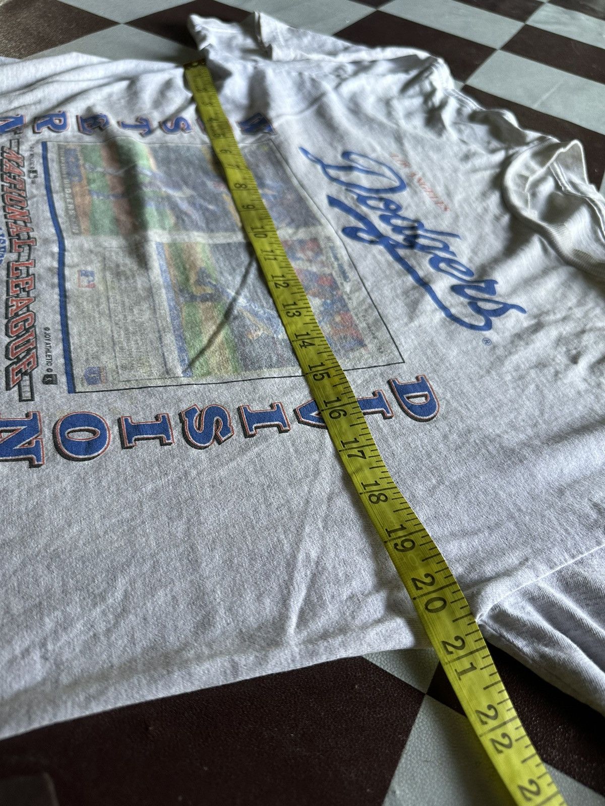 MLB Vintage Los Angeles dodgers tshirt Size US M / EU 48-50 / 2 - 4 Thumbnail