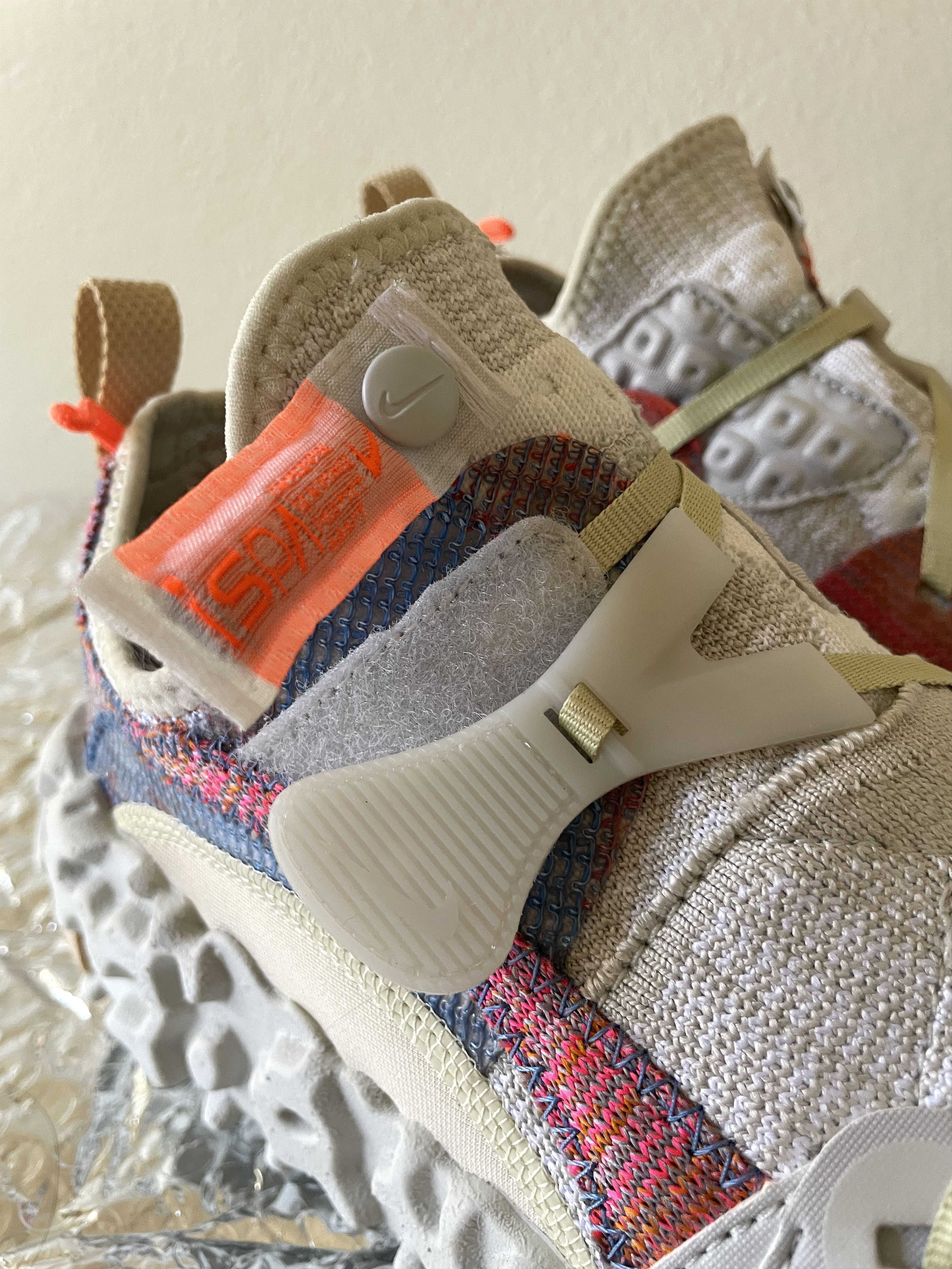 Nike Nike ISPA OverReact Flyknit Light Bone Size US 8 / EU 41 - 6 Thumbnail