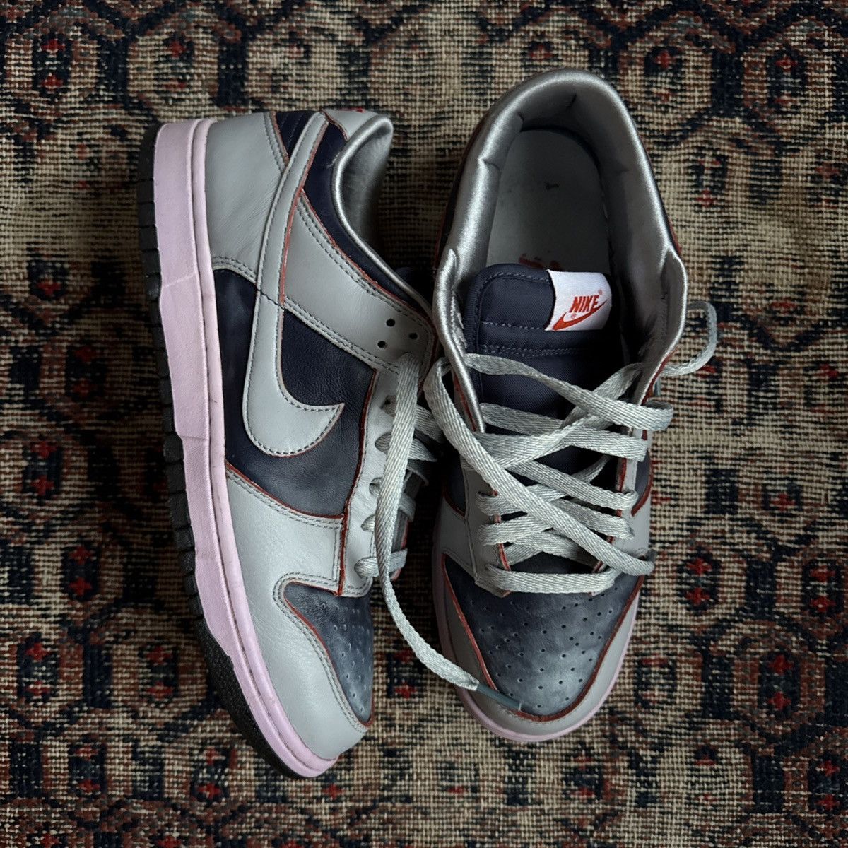 Nike Nike Dunk Low Customs by @Andu.c 9.5M/11W Size US 9.5 / EU 42-43 - 1 Thumbnail