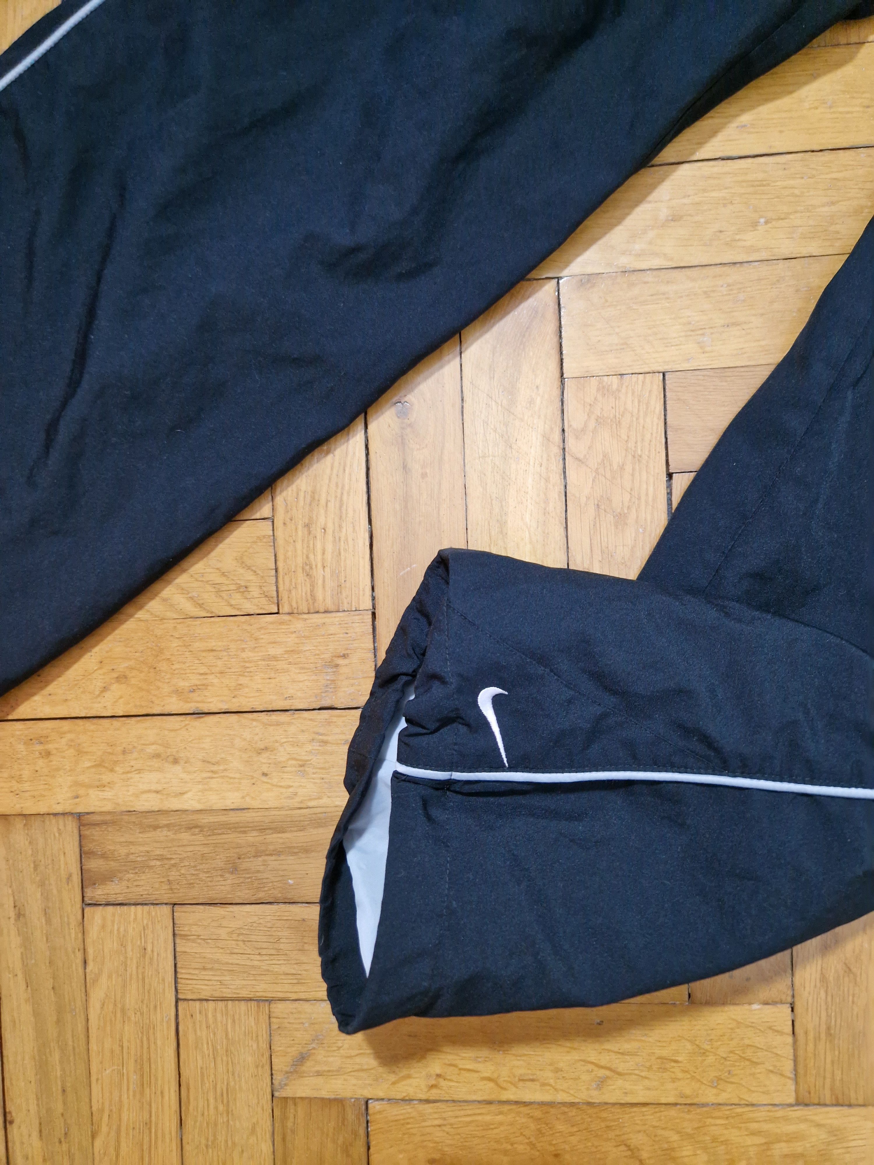 Nike × Vintage Nike vintage nylon track pants Size US 36 / EU 52 - 3 Thumbnail