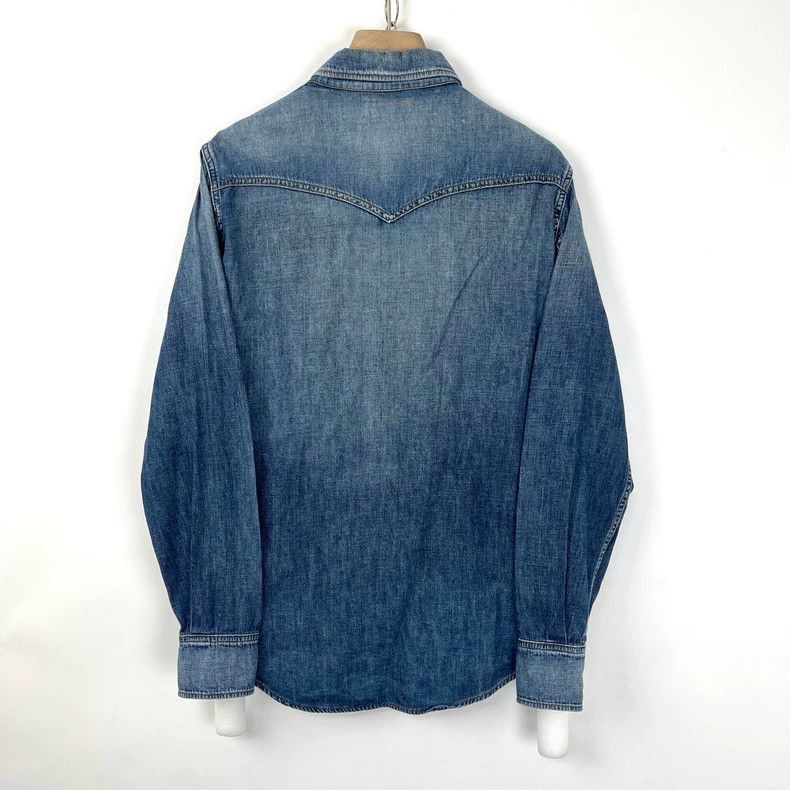 Saint Laurent Paris Saint Laurent Paris Saint Laurent Vintage Denim Shirt Size Size US S / EU 44-46 / 1 - 2 Thumbnail