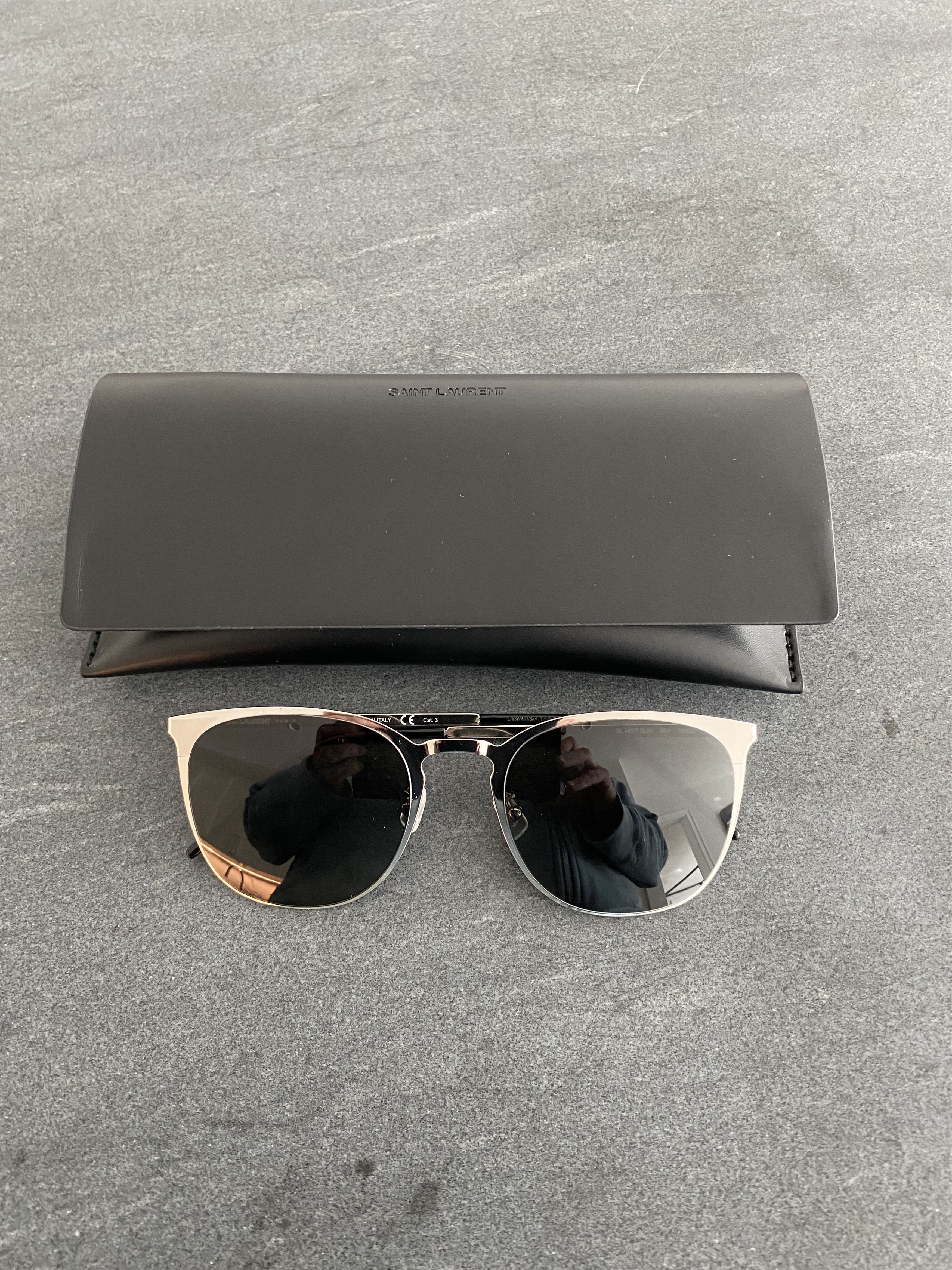 Yves Saint Laurent Sunglasses Size ONE SIZE - 1 Thumbnail