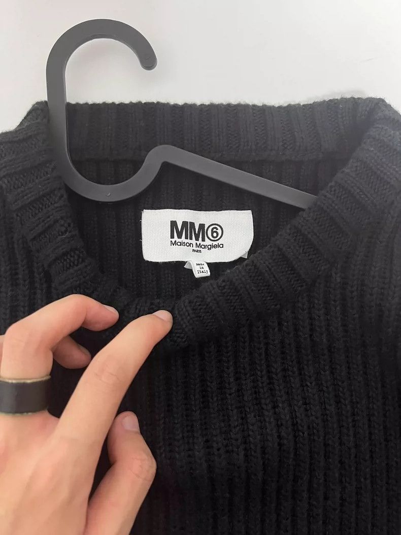 Maison Margiela Maison Margiela Black destructive sweater Size US S / EU 44-46 / 1 - 4 Thumbnail