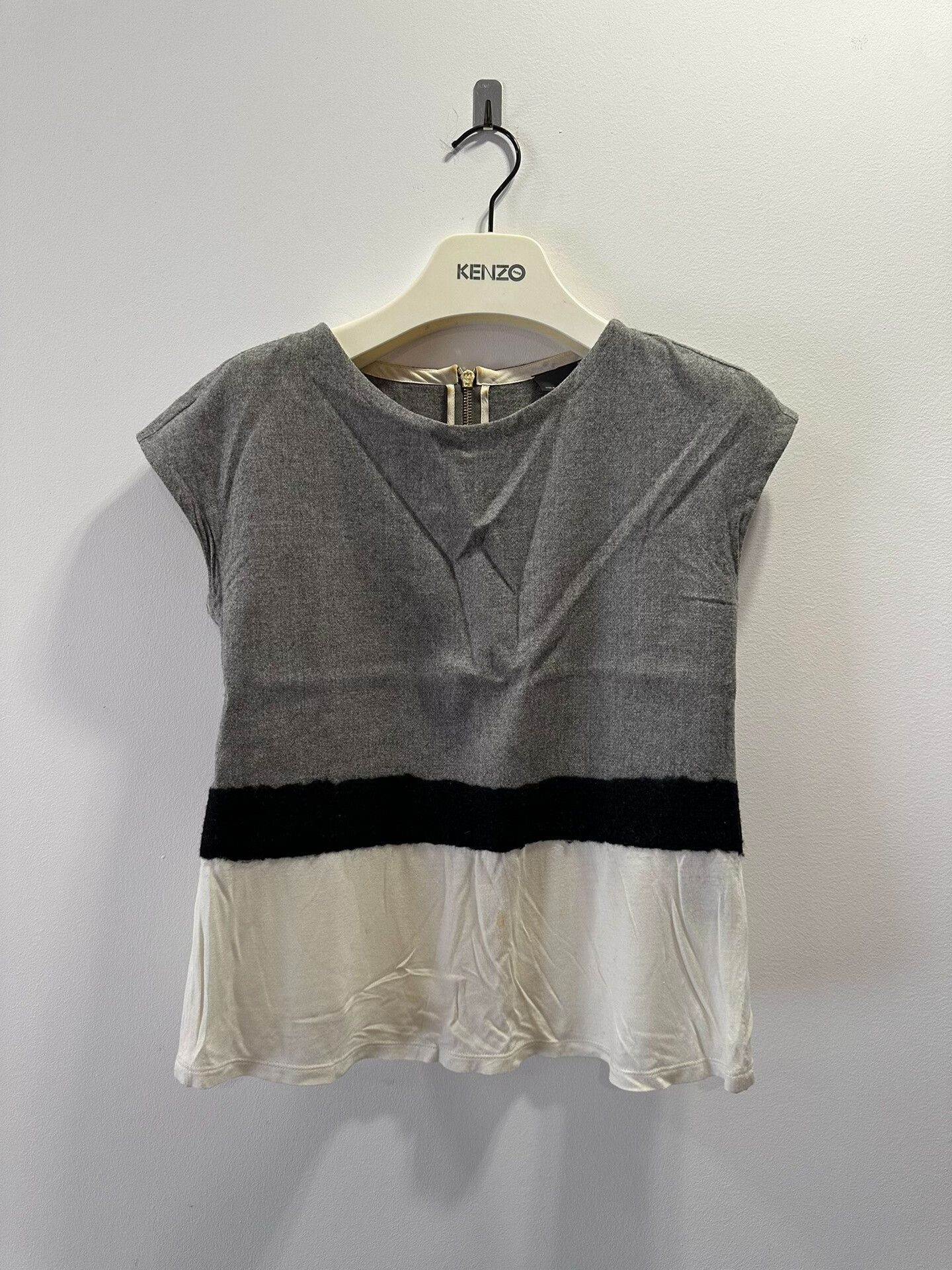 Fendi Fendi Women's Short-Sleeve T-Shirt Size S / US 4 / IT 40 - 1 Thumbnail