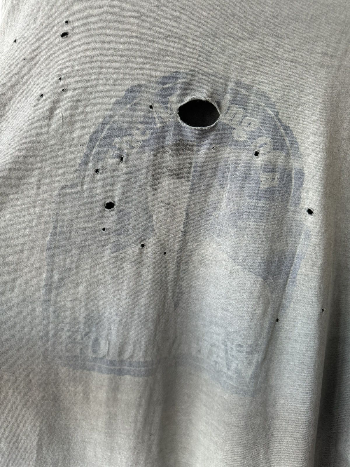 Vintage VINTAGE THRASHED OVERSIZED FADED T SHIRT 90s Size US XL / EU 56 / 4 - 8 Thumbnail