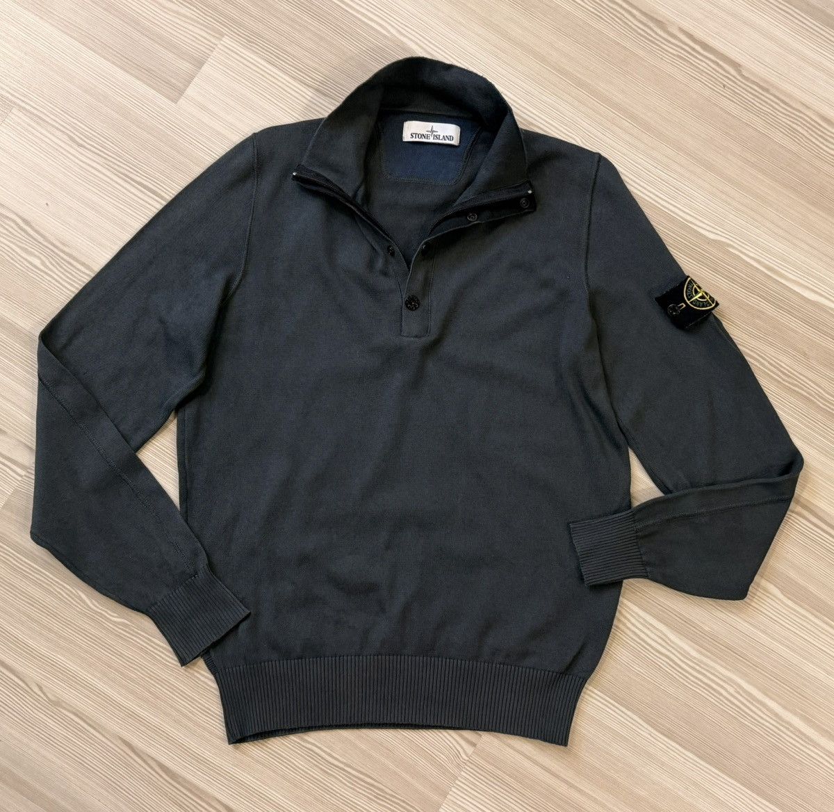 Stone Island Stone Island Quarter Button Mock Neck Jumper Charcoal S/M Size US S / EU 44-46 / 1 - 1 Thumbnail