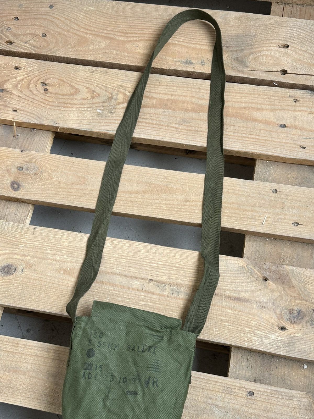 Vintage Vintage 90s 5.56mm F1 Ball Khaki Ammo Shoulder Bag Size ONE SIZE - 7 Thumbnail