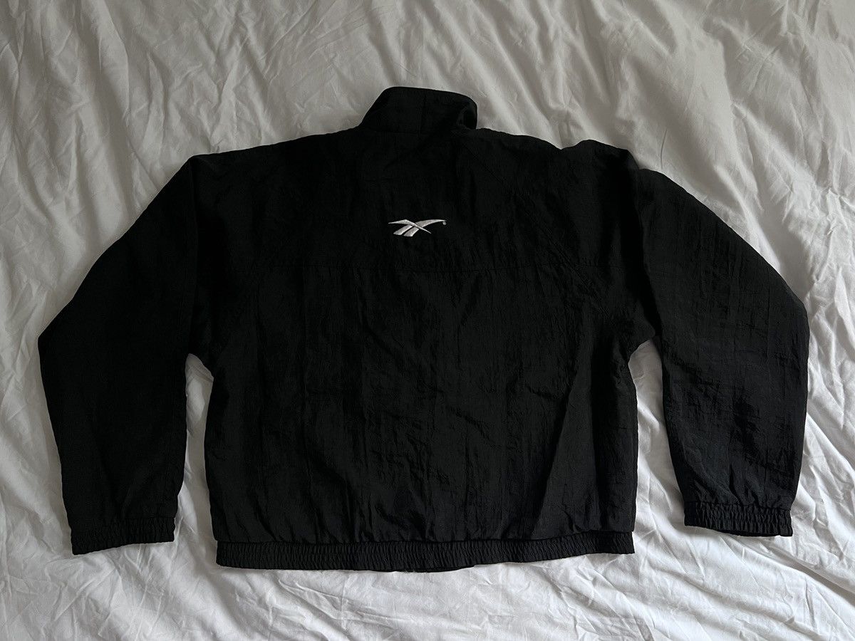 Reebok Vintage Reebok Crushed Nylon Track Jacket M Size US M / EU 48-50 / 2 - 11 Thumbnail