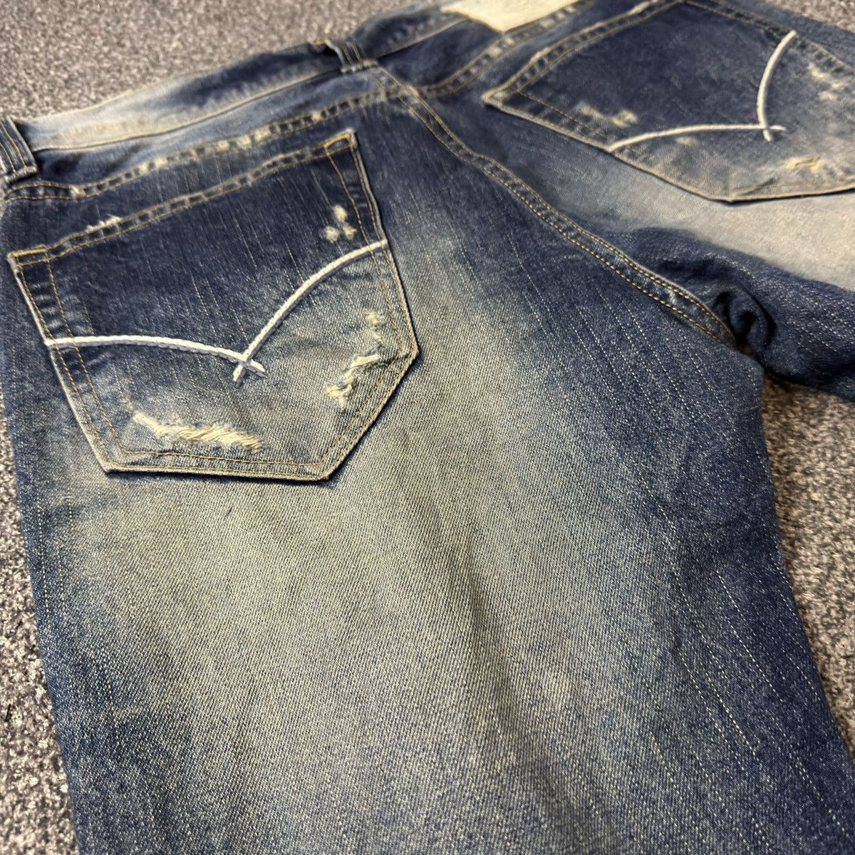 Tornado Mart Flared 🔥🇯🇵 Vintage 90s Diggity Distressed Whisker Jeans Denim Size US 32 / EU 48 - 12 Thumbnail