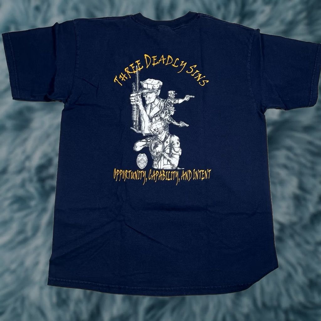 Gildan VINTAGE 2003 Us Navy Police Tshirt T-Shirt Gildan Size Large Blue Men L Regular Shirts Mens Size US L / EU 52-54 / 3 - 1 Thumbnail
