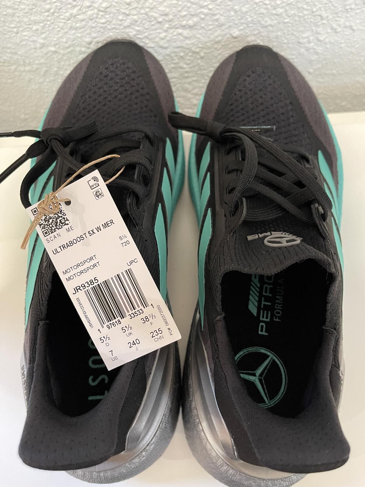 Adidas Adidas Ultraboost 22 Running Shoes Black and Turquoise Size US 7 / IT 37 - 6 Thumbnail