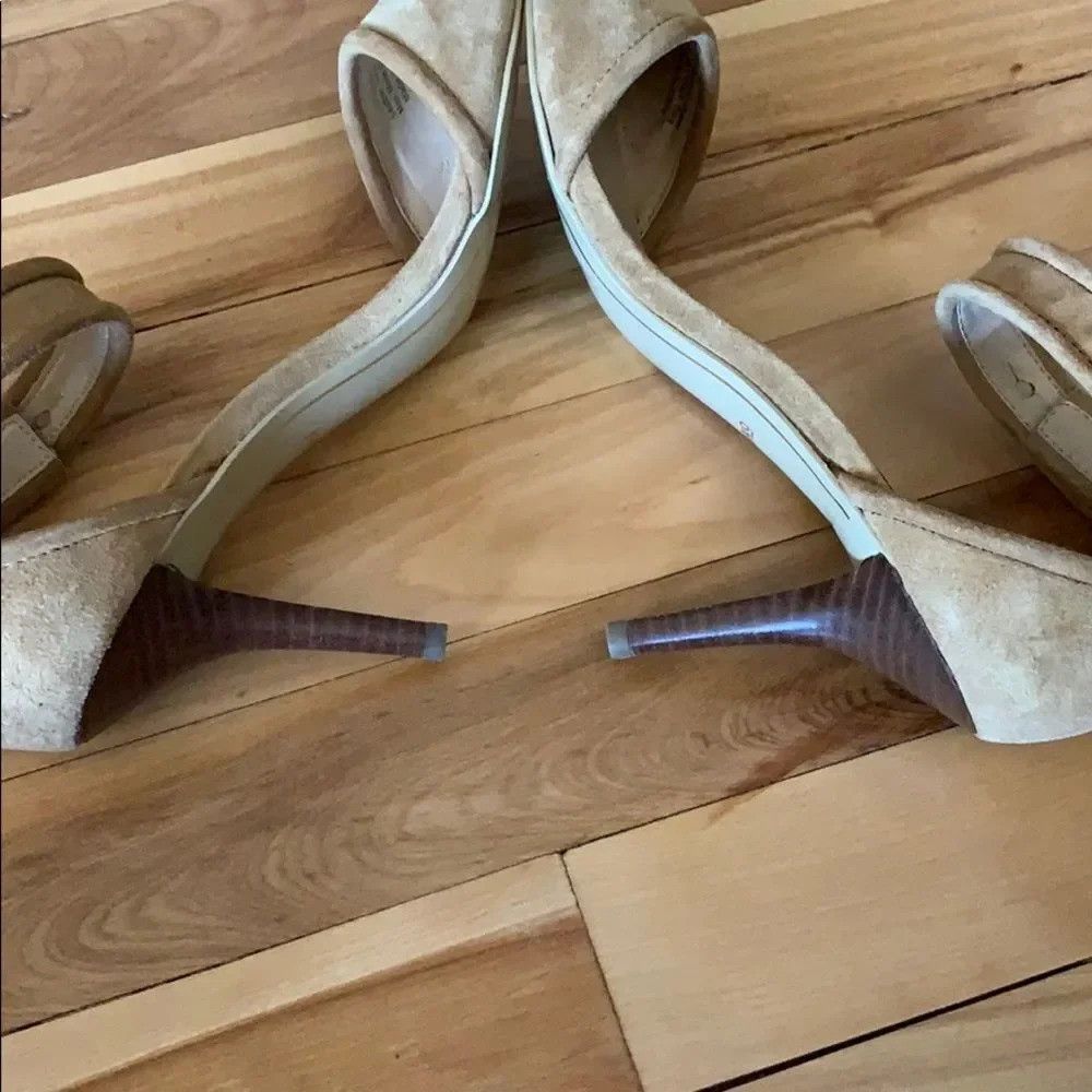 Charles Jourdan CharlesJourdan camel suede ankle strap pumps Size US 6.5 / IT 36.5 - 6 Thumbnail
