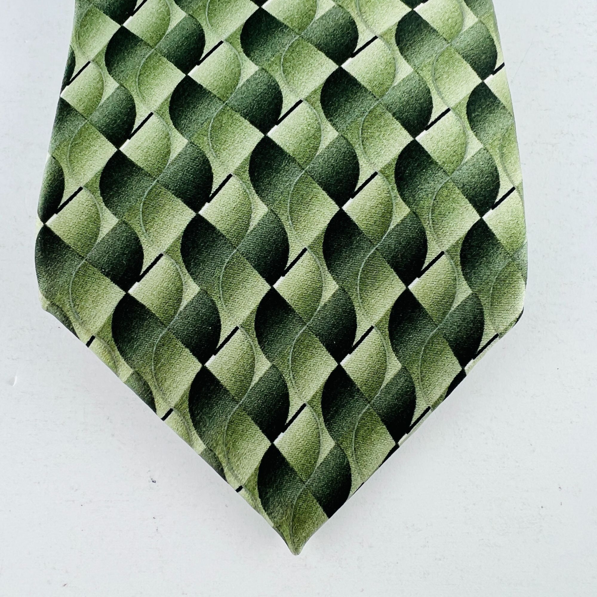 Bugatti Bugatti Abstract Design Necktie Tie 100% Imported Silk Size ONE SIZE - 3 Thumbnail