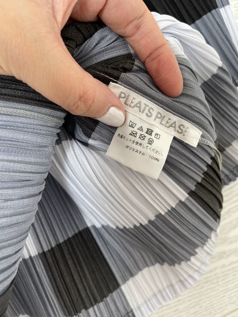 Issey Miyake Issey Miyake size:3 Gray and white checkered short-sleeved Size M / US 6-8 / IT 42-44 - 2 Thumbnail