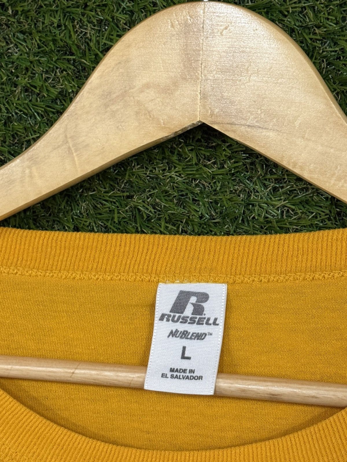Russell Athletic Vintage Russell Weightlifting Sport Champion Yellow T Shirt Size US L / EU 52-54 / 3 - 3 Thumbnail